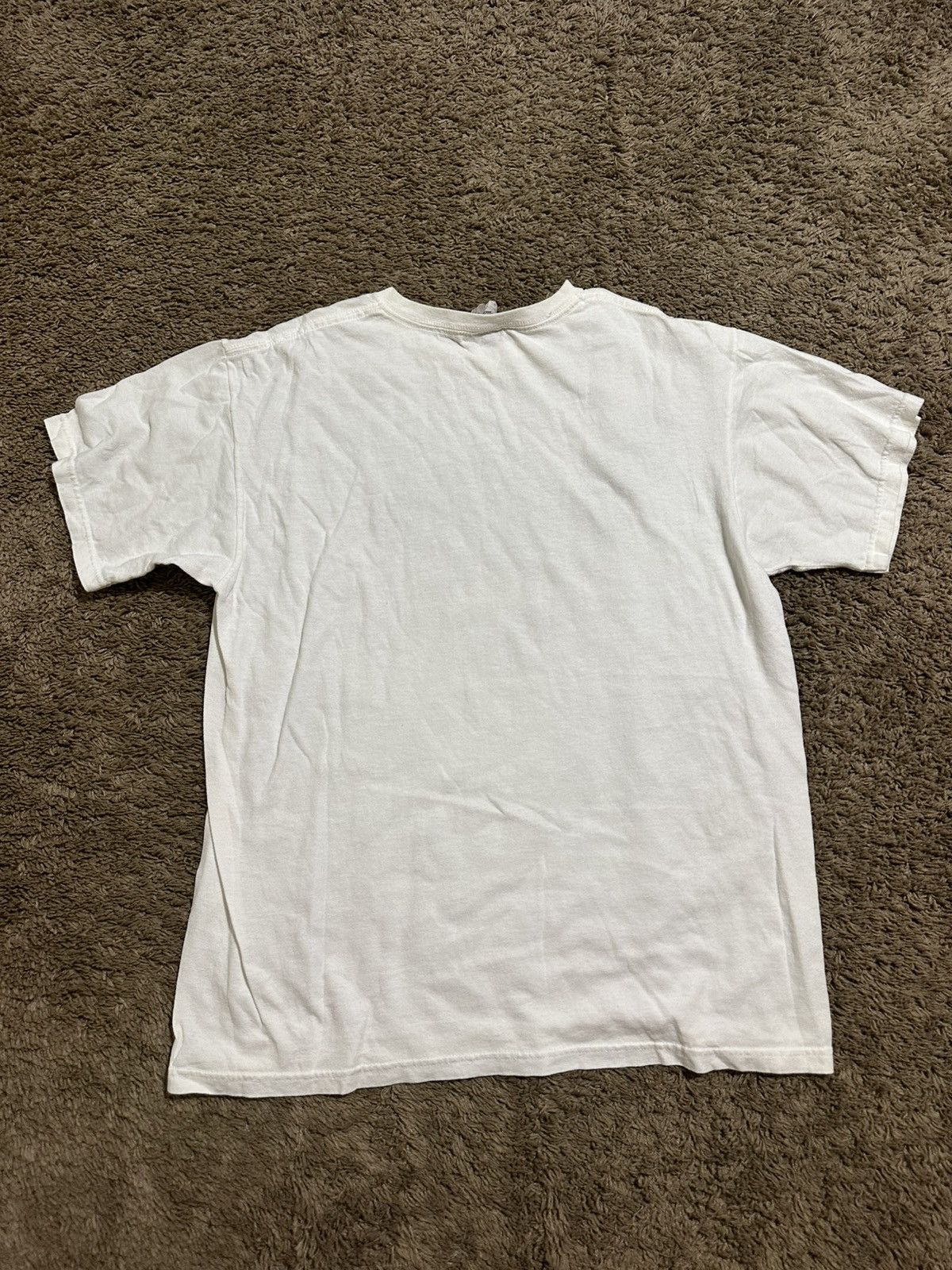 Gildan Vintage La Raza radio station shirt 00s size large Size US L / EU 52-54 / 3 - 6 Thumbnail