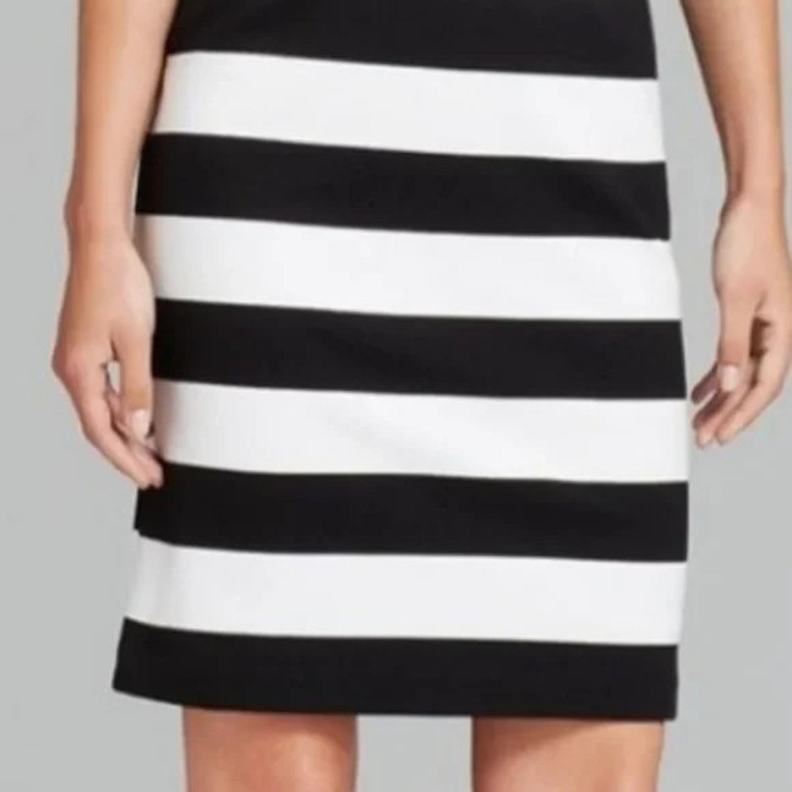 Trina Turk TRINA TURK BLACK & WHITE STRIPED GEO BODY CON DRESS SZ 4 Size S / US 4 / IT 40 - 7 Thumbnail