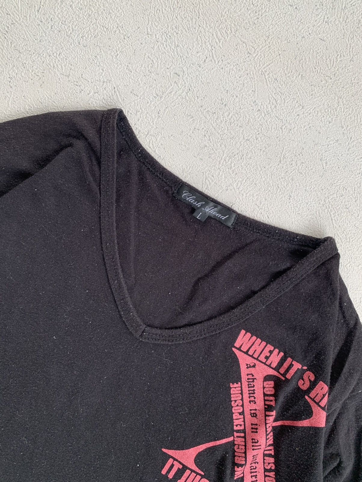 Le Grande Bleu (L.G.B.) CLASH AHEAS SICK JAPANESE TRIBAL POEM TEE IFSIX LGB STYLE Size US M / EU 48-50 / 2 - 10 Thumbnail