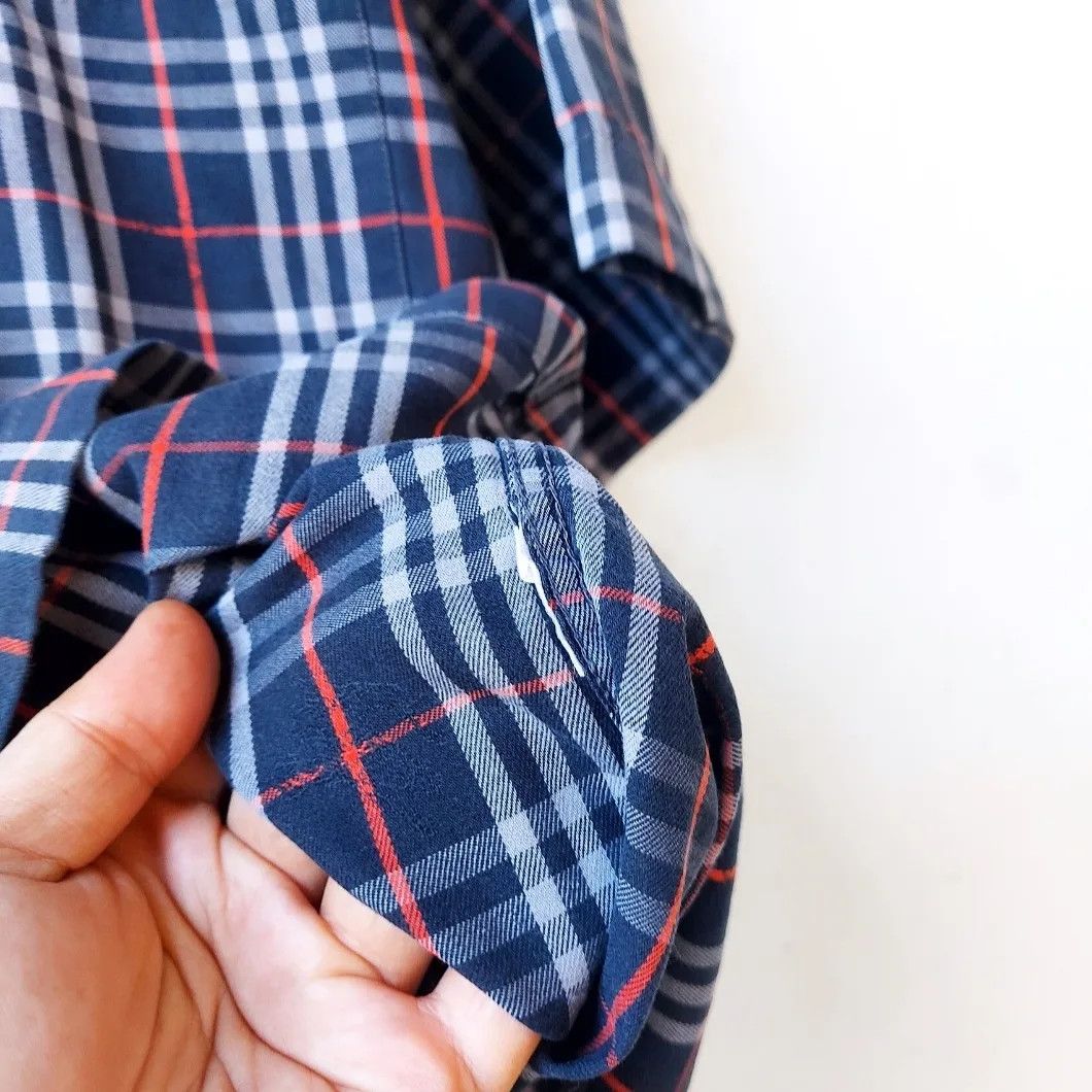 Burberry × Vintage Vintage 90's Burberrys Classic Navy Nova Check Size US XL / EU 56 / 4 - 4 Thumbnail