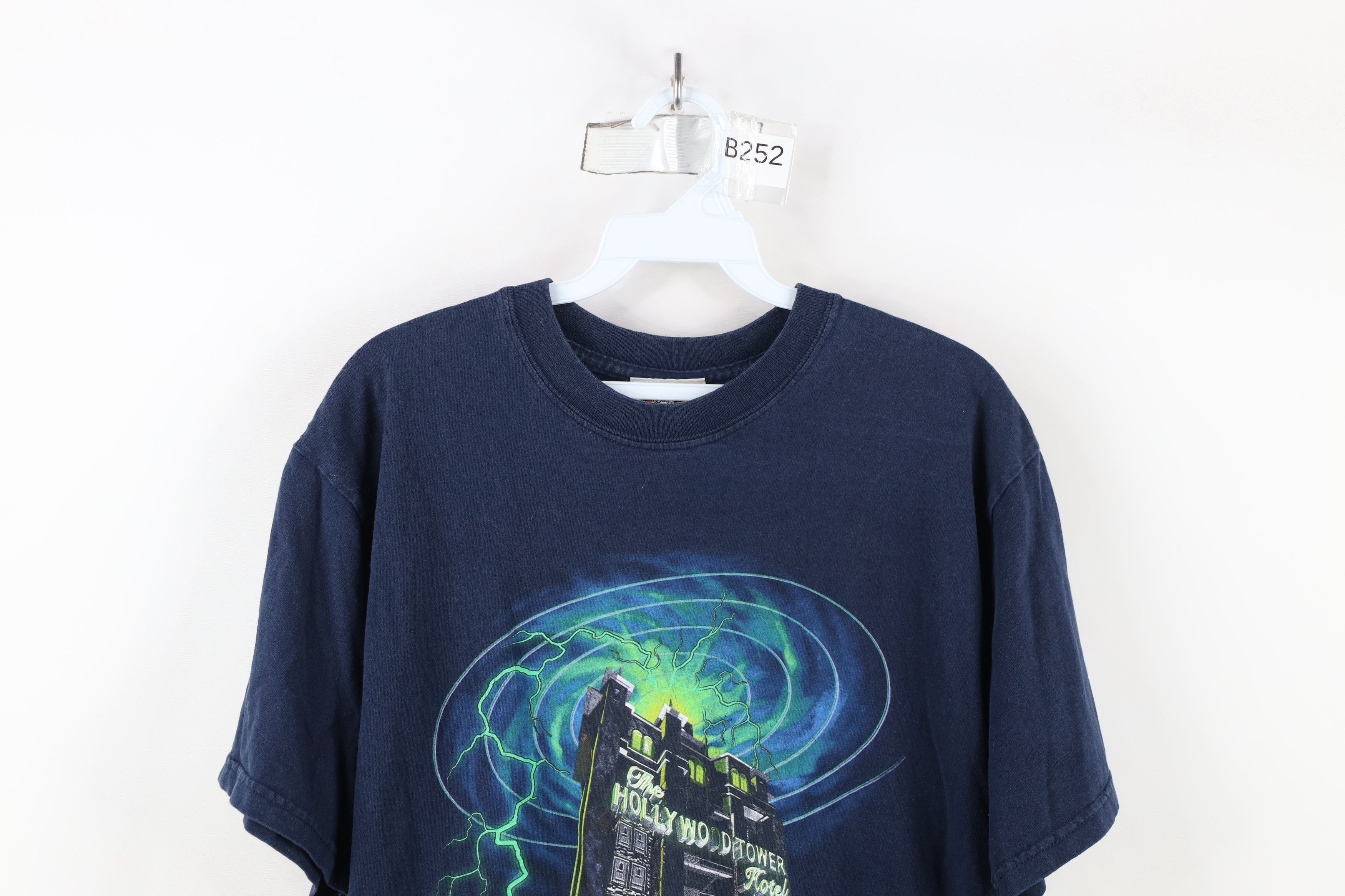 Disney × Vintage Vintage 90s Walt Disney World Zone Tower of Terror T-Shirt Size US M / EU 48-50 / 2 - 2 Thumbnail