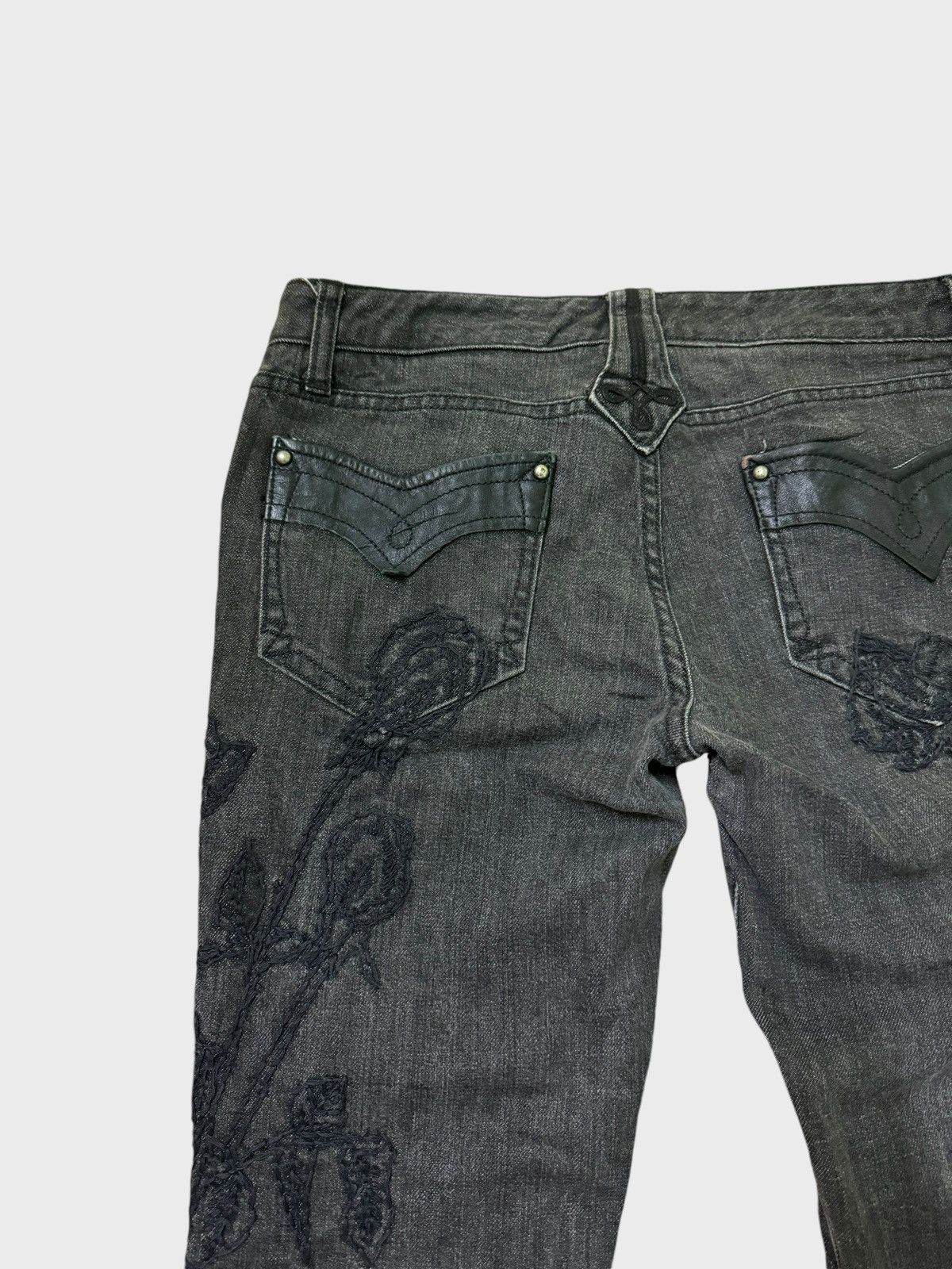 Hysteric Glamour × Japanese Brand × Vintage THE DEN IM LAB EMBROIDERY SKINNY LOW RISE DENIM Size US 30 / EU 46 - 11 Thumbnail