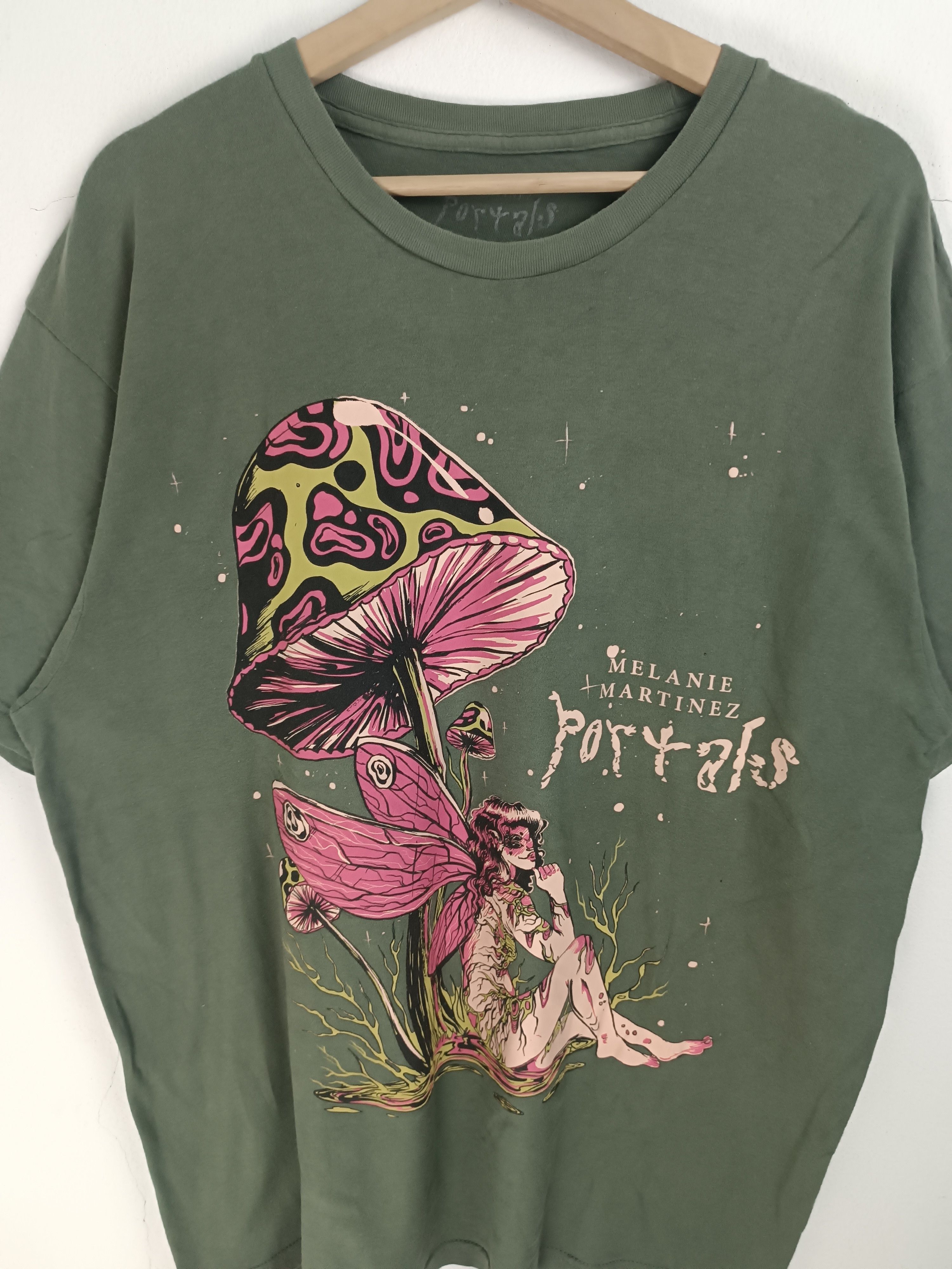 Band Tees VINTAGE MELANIE MARTINEZ PORTALS oliver eilish sheeran lana Size US XXL / EU 58 / 5 - 8 Thumbnail
