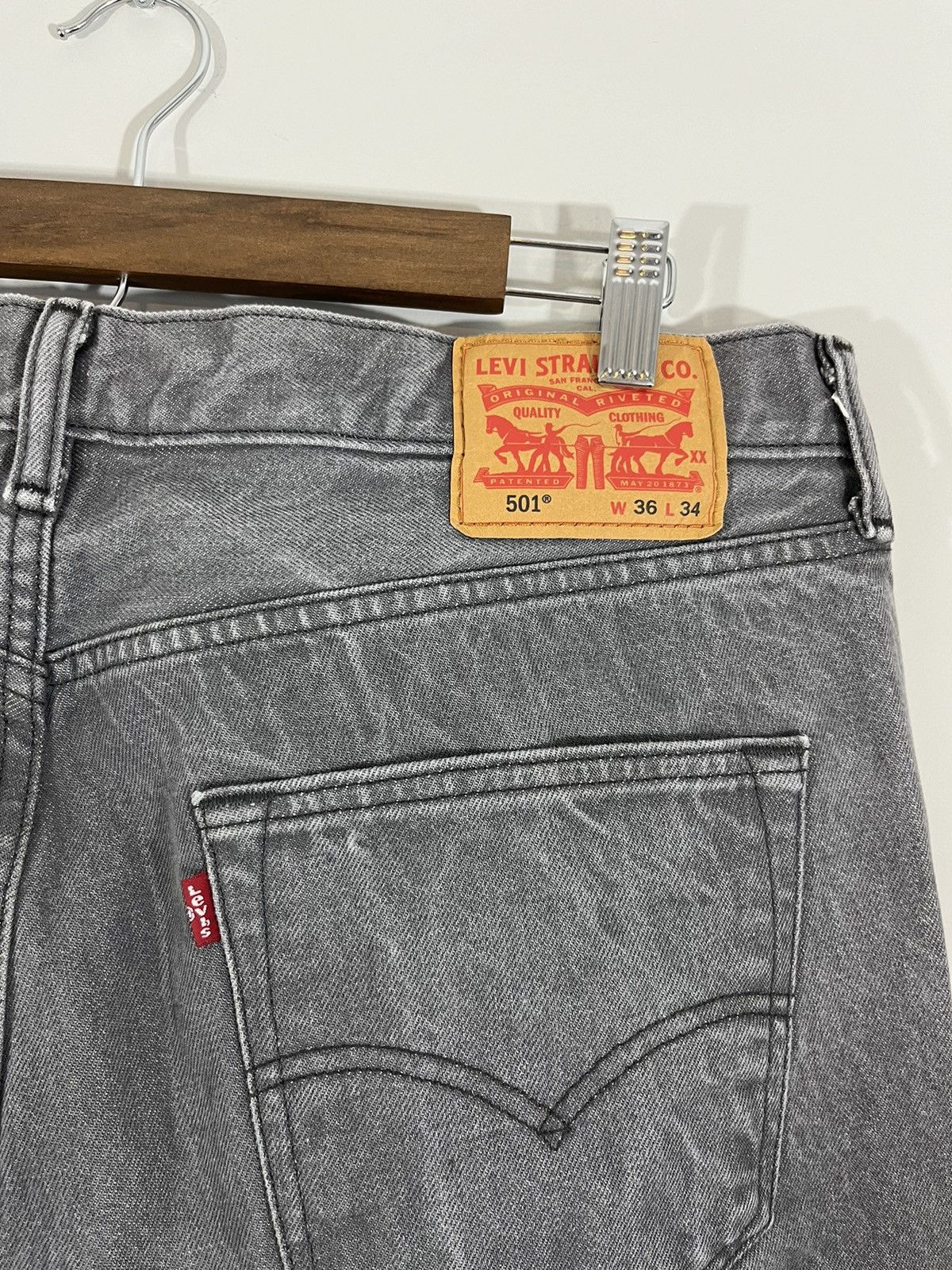 Levi's × Vintage Levi 501 Faded Distressed Jeans Size US 38 / EU 54 - 13 Thumbnail