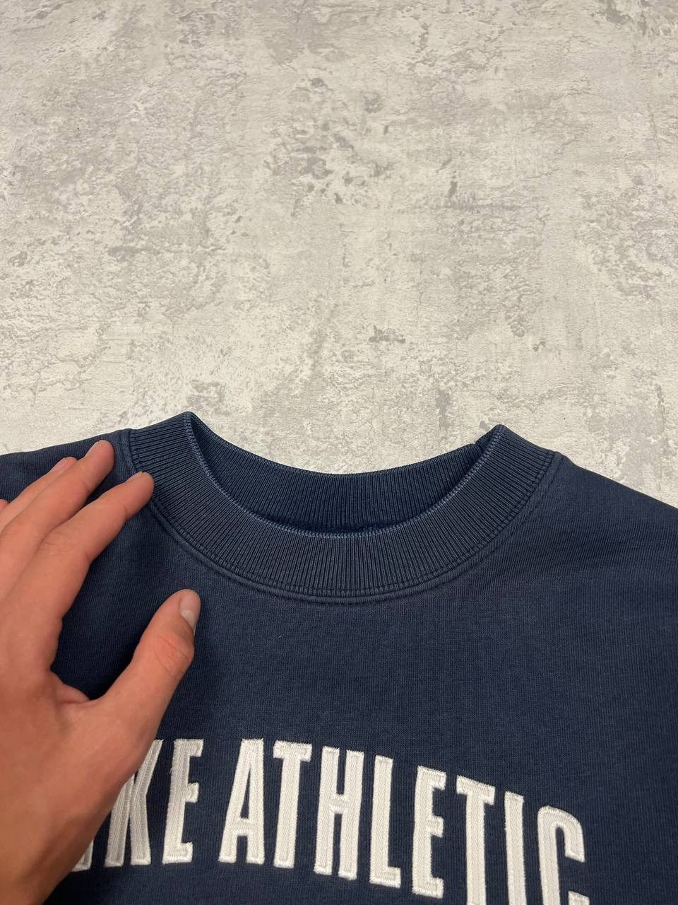 Nike Vintage Nike Athletic Sweatshirt Embroidered Logo Size US S / EU 44-46 / 1 - 17 Thumbnail