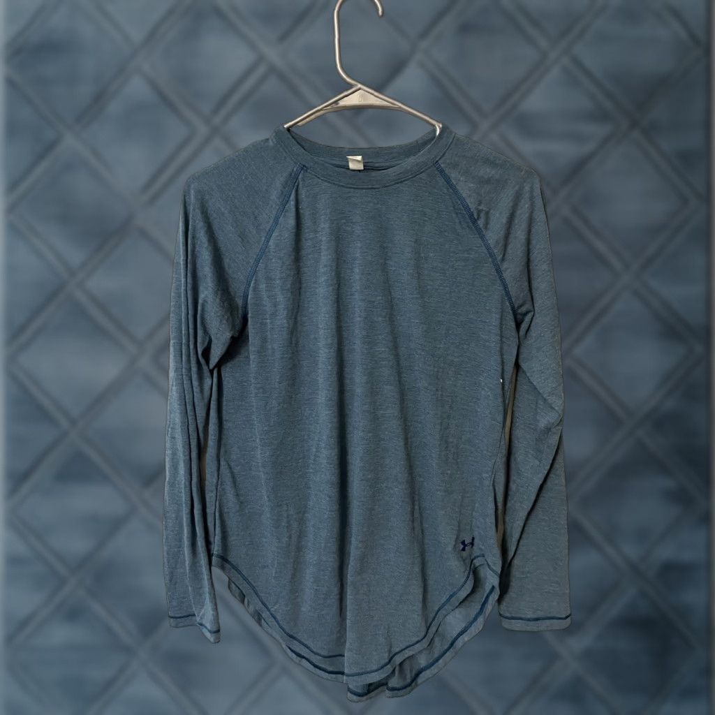 Under Armour Under Armour Blue Sleeve Womens HeatGear Long Sleeve Small Round Neck Shirt Size S / US 4 / IT 40 - 1 Thumbnail
