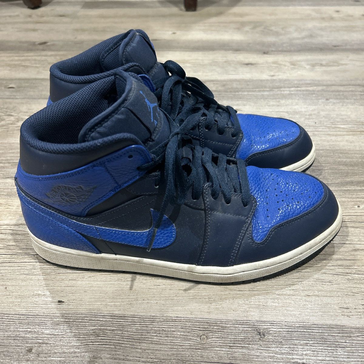 Jordan Brand × Nike Jordan 1 Royal Obsidian Size US 10.5 / EU 43-44 - 1 Thumbnail