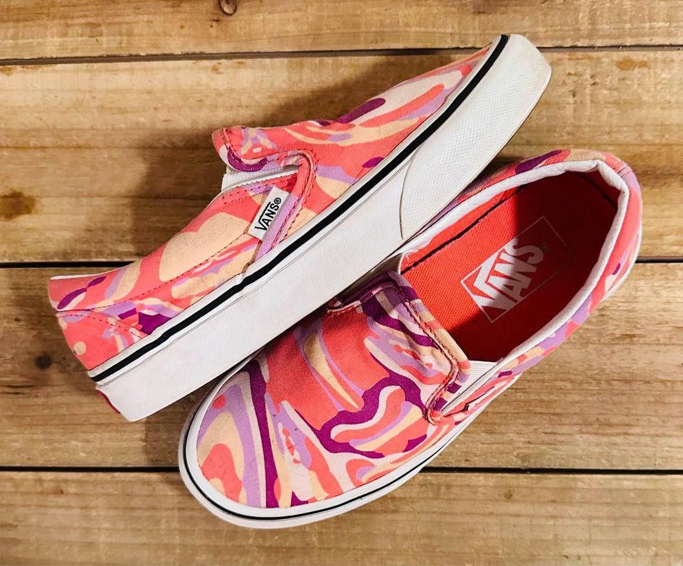 Vans Vans 'Bright Vibrations' Girl's Classic Slip-On Shoes Size US 5 / EU 37 - 4 Thumbnail