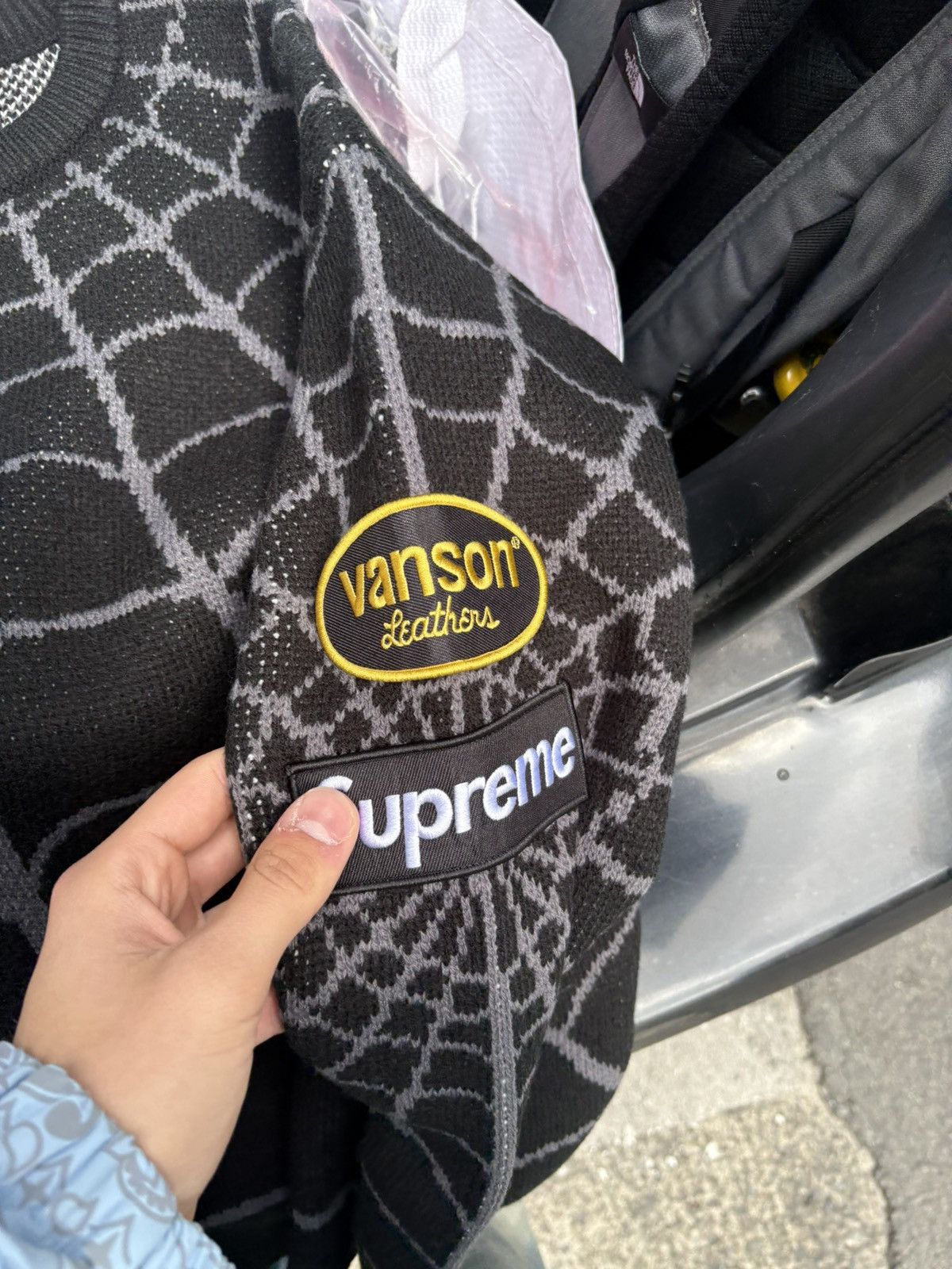 Supreme × Vanson Leathers Supreme Spiderman Vanson Leathers Crewneck Black M New Size US M / EU 48-50 / 2 - 2 Thumbnail