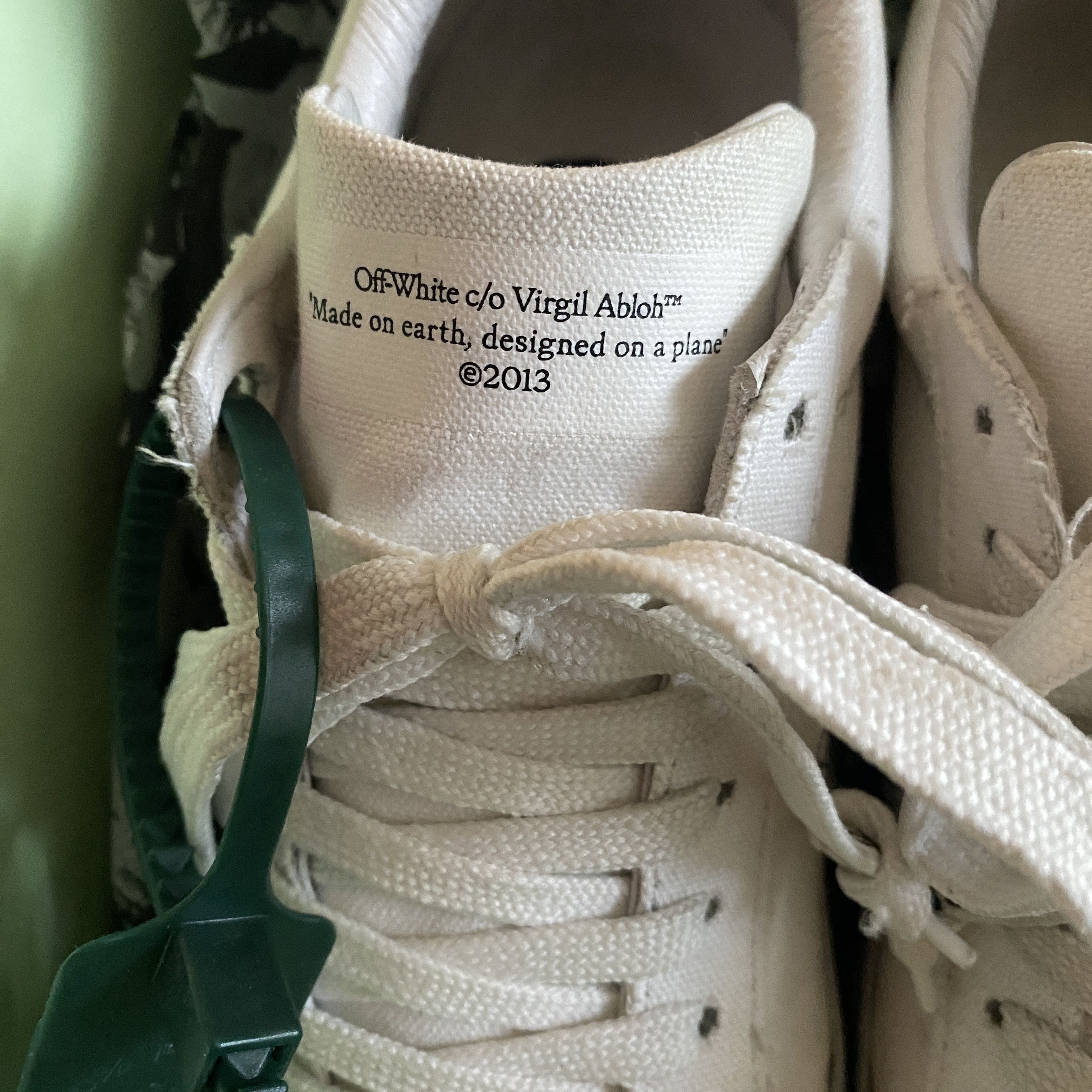 Off-White Off-White Eco Canvas Vulcanized Low Top Sneaker Size US8 Size US 8 / IT 38 - 7 Thumbnail