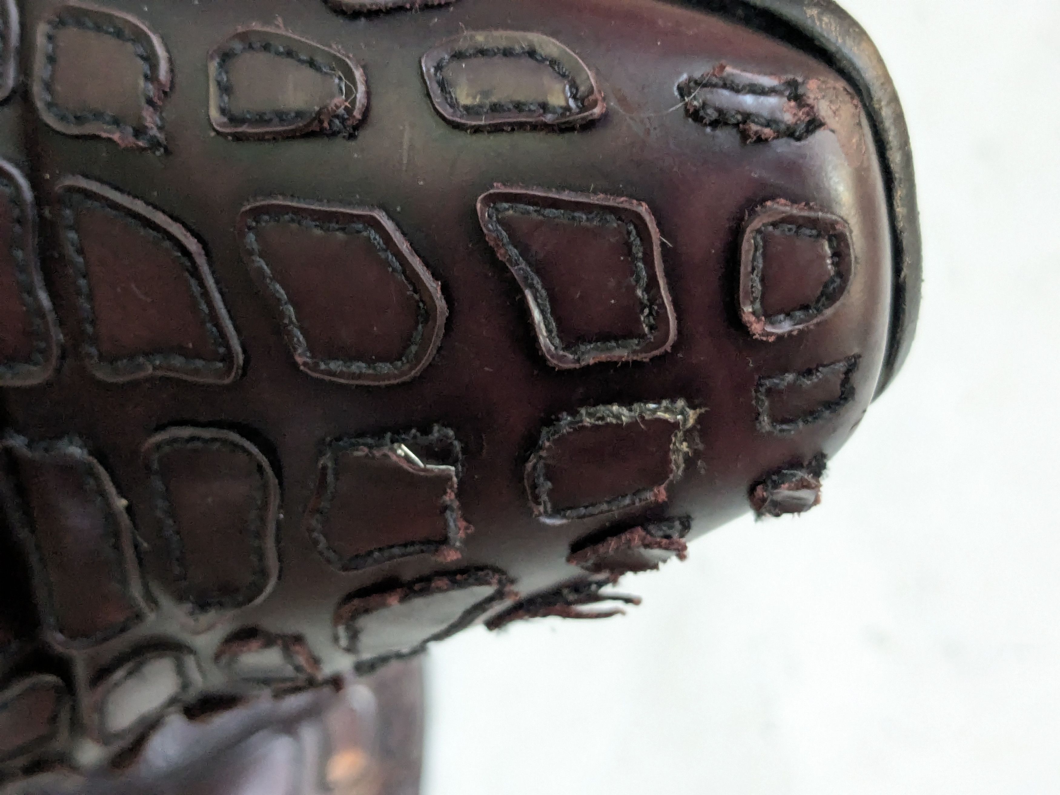 Prada Prada Oxfords Burgundy 9.5 Croc Pattern Leather Size US 9.5 / EU 42-43 - 2 Thumbnail
