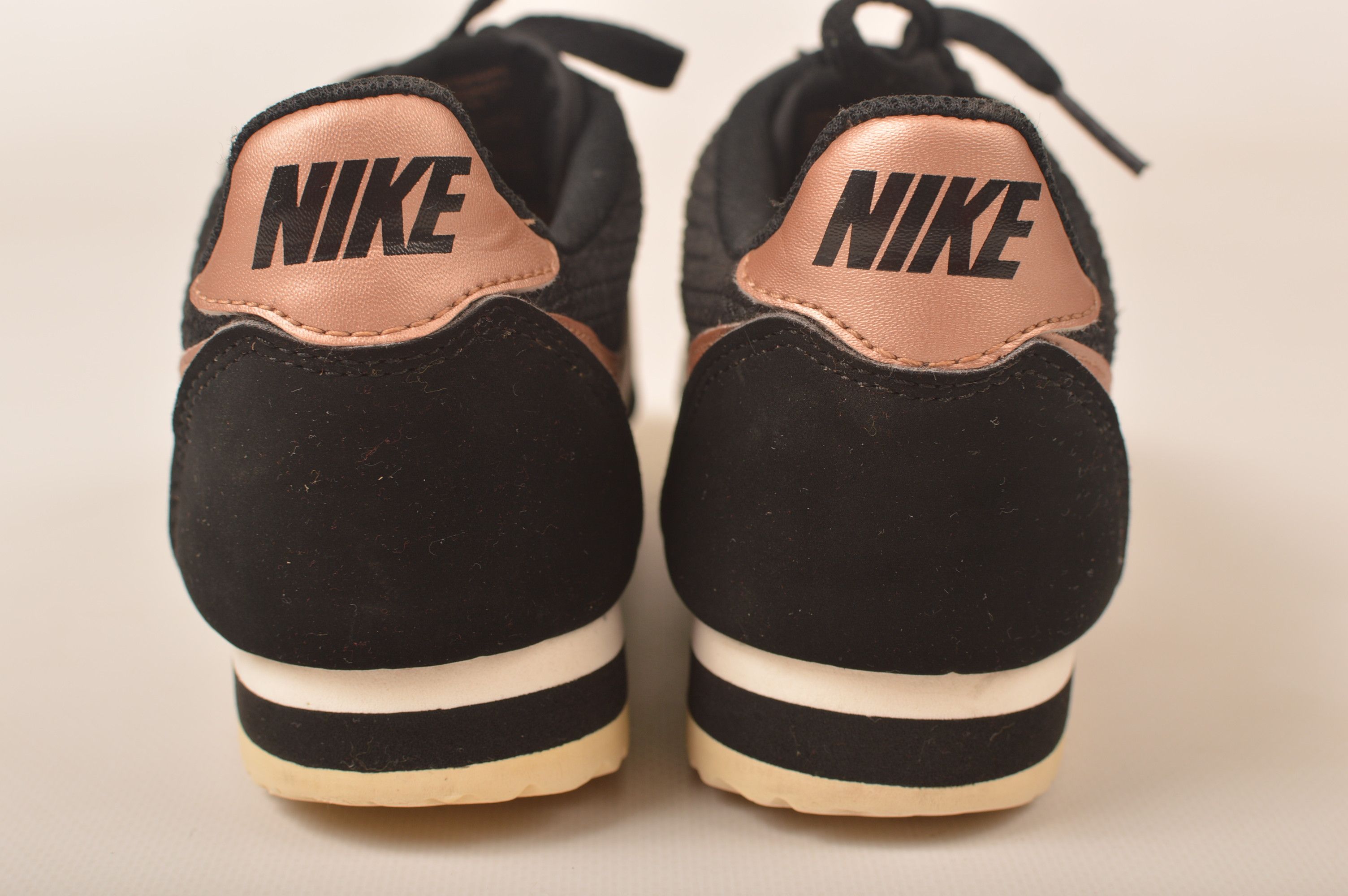 Nike Nike W Classic Cortez Leather Lux Metalic Red Size US 7.5 / IT 37.5 - 3 Thumbnail
