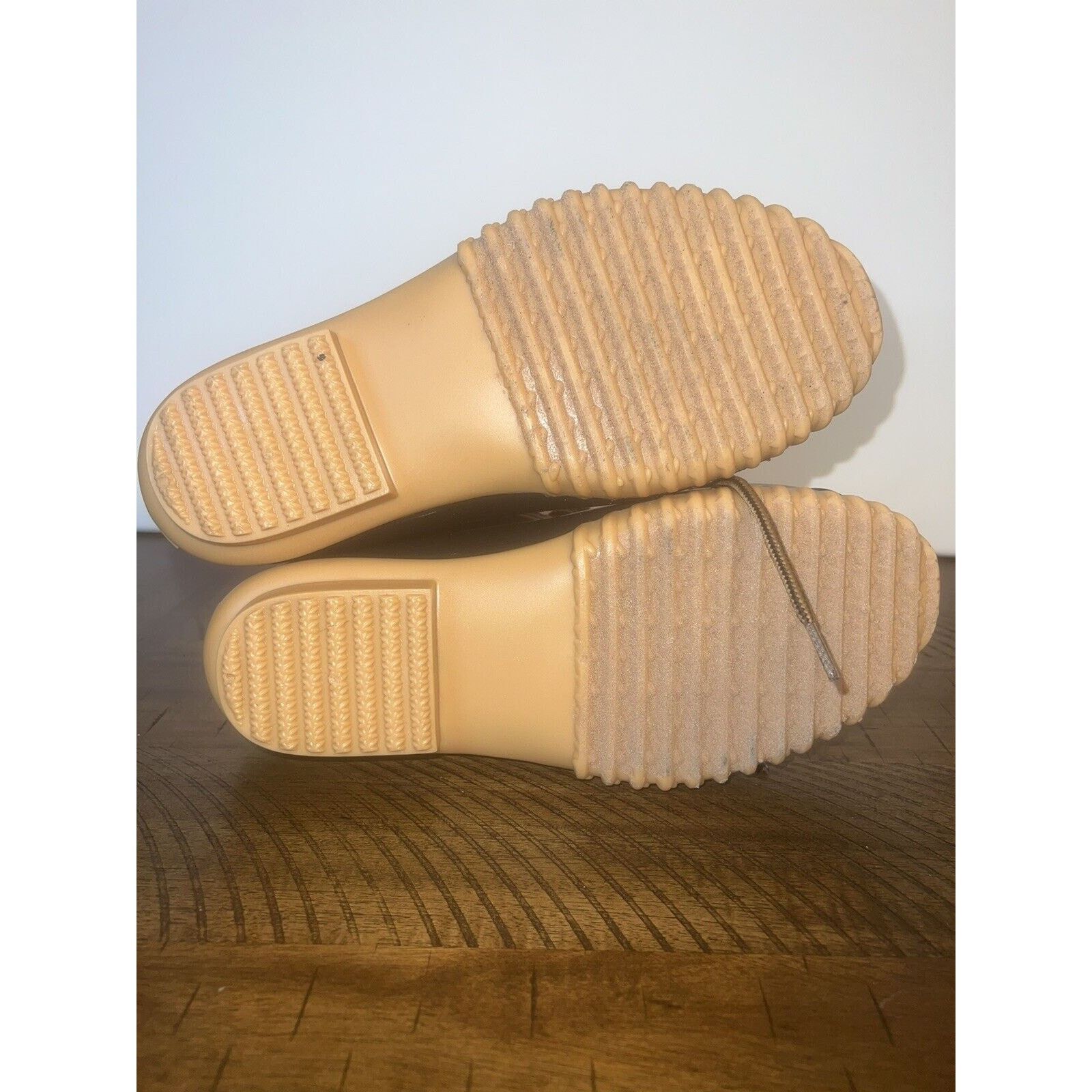 Other Sporto Ariel Duck Boots Mid-Calf Women's Size 6 Beige Navy Size US 6 / IT 36 - 8 Thumbnail