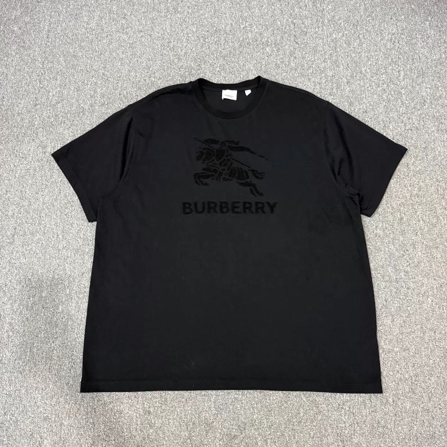 Burberry Burberry Black Flocked TB Logo Short Sleeve Tee XL 99 New Size US XL / EU 56 / 4 - 1 Thumbnail
