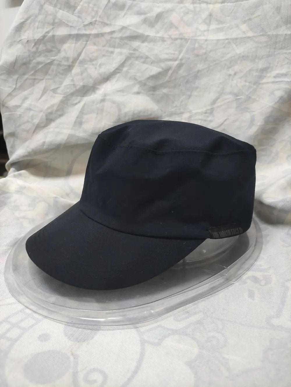 The North Face THE NORTH FACE GORETEX NYLON WATERPROOF FULLCAP Size ONE SIZE - 9 Thumbnail