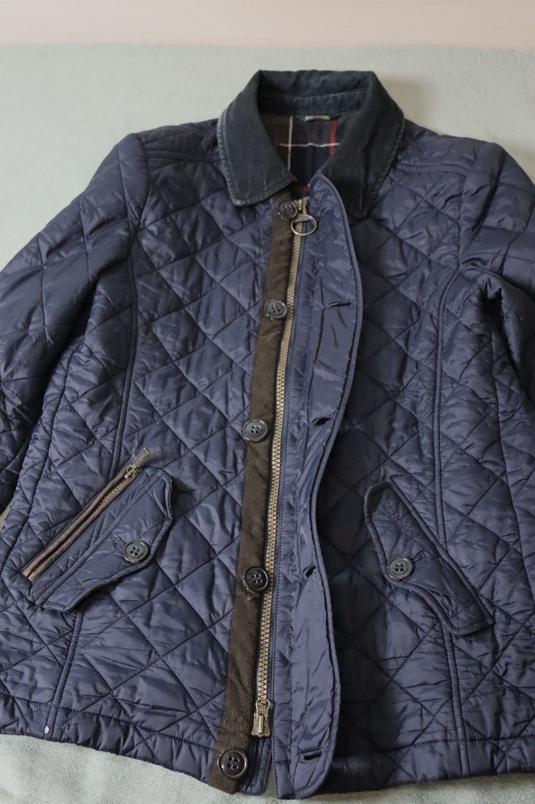 Barbour Barbour Classic Tartan Quilted Jacket Men’s M Navy Corduroy Size US M / EU 48-50 / 2 - 8 Thumbnail