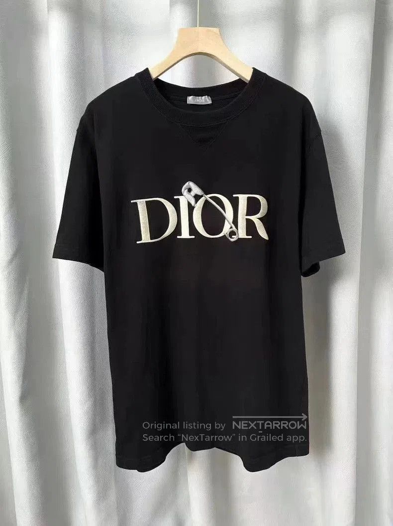 Dior Dior safety pin embroidery letter logo black short-sleeve. Size US L / EU 52-54 / 3 - 1 Thumbnail