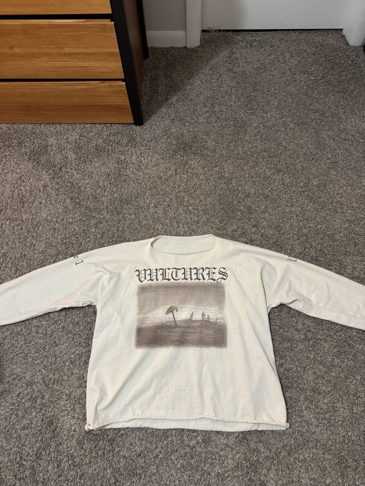 Kanye West Vultres Long Sleeve Shirt Size US M / EU 48-50 / 2 - 1 Thumbnail