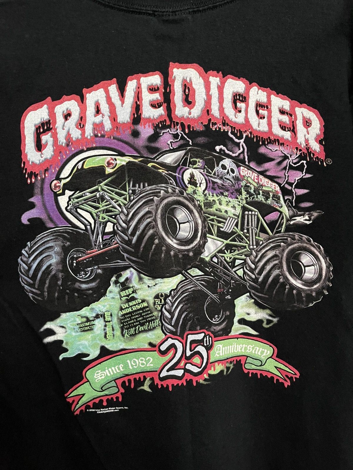 Vintage 2006 Grave Digger Monster Truck Vintage T-Shirt Tee Size US S / EU 44-46 / 1 - 5 Thumbnail