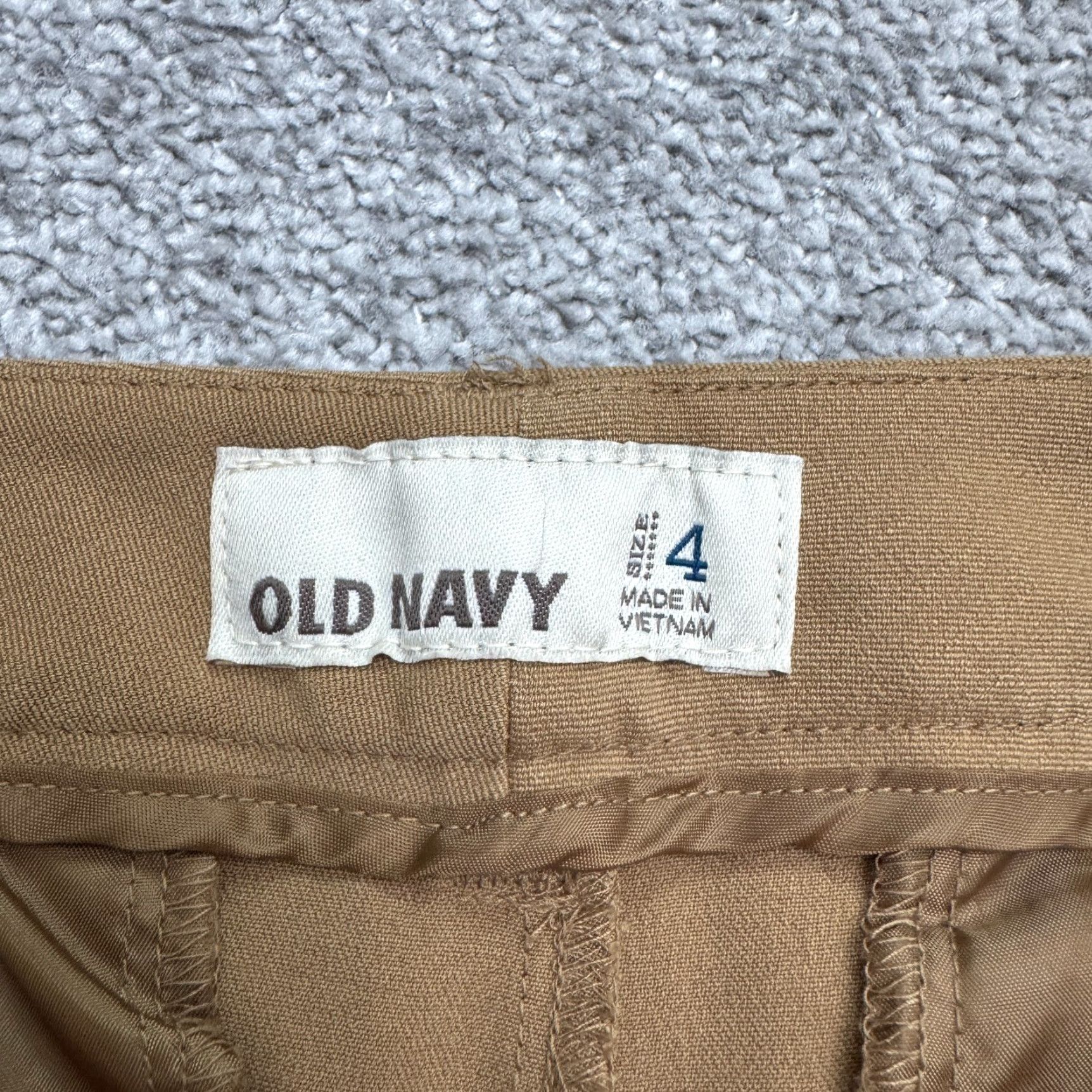 Old Navy Old Navy Womens 4 Khaki Brown Mid Rise Cuffed Straight Leg Ankle Pants Size 27" / US 4 / IT 40 - 6 Thumbnail