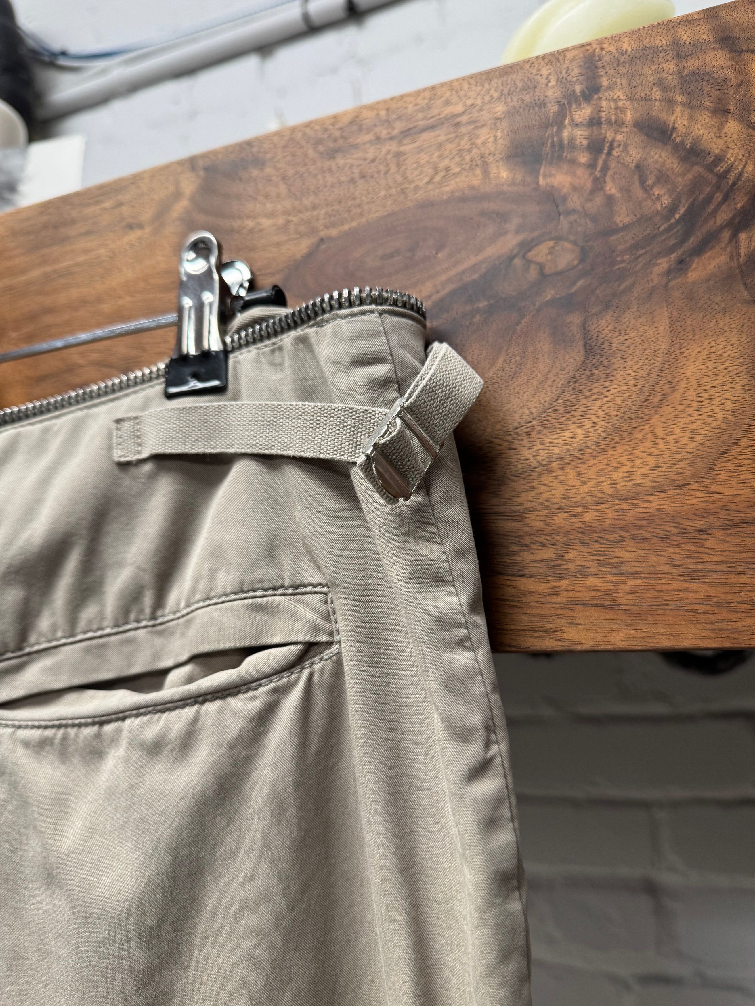 Helmut Lang AW1999 Helmut Lang ‘Astro’ 3D Parachute Pocket Cargo Pants Size US 32 / EU 48 - 4 Thumbnail