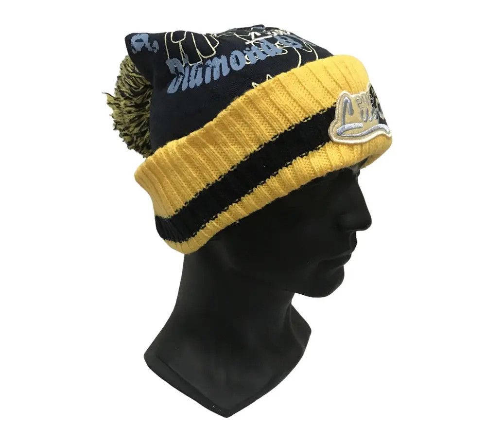 Pokemon × Vintage Pokemon Bobble Beanie Hat Size ONE SIZE - 1 Thumbnail