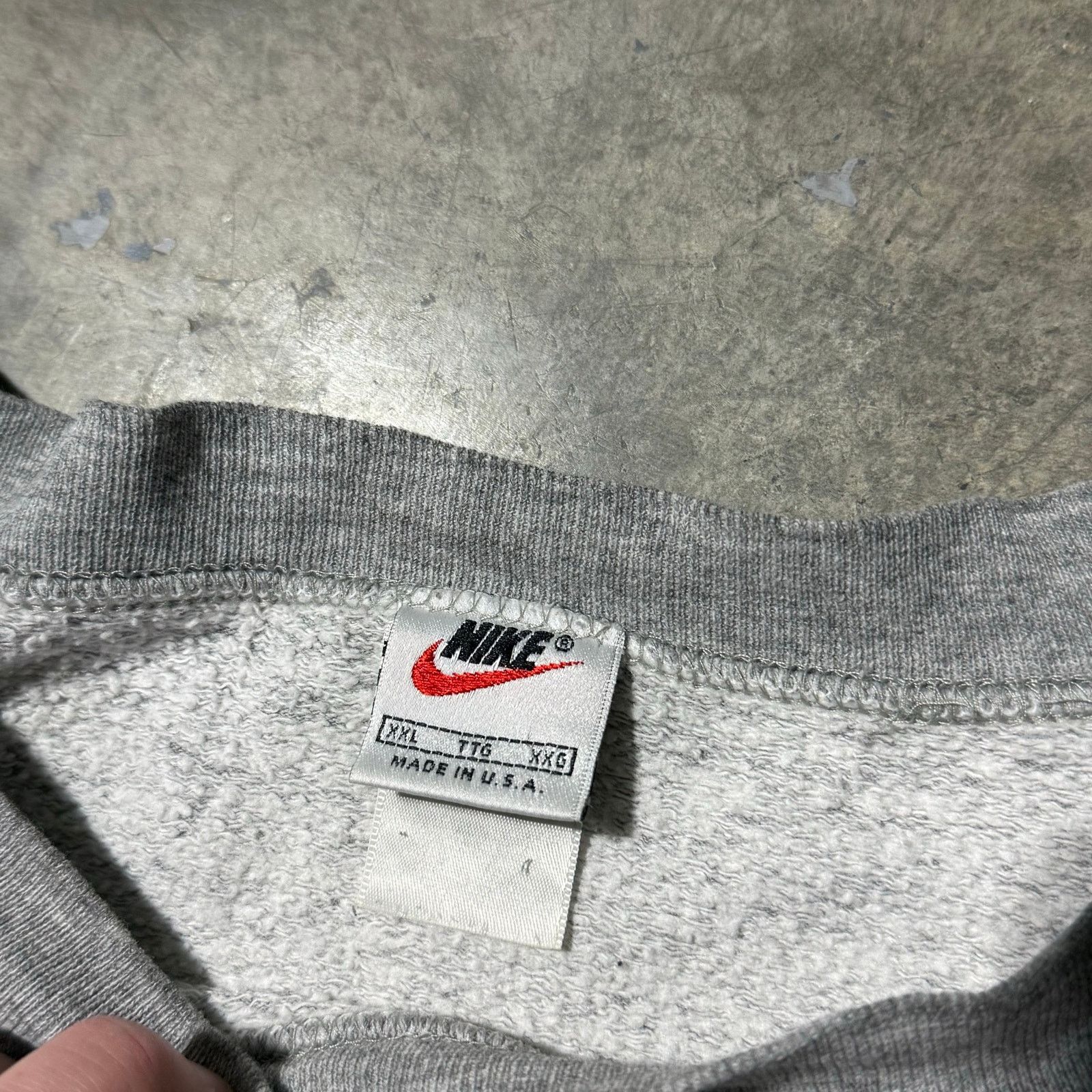 Nike vtg 90’s Nike Michael Jordan’s The Restaurant Crewneck XXL Size US XXL / EU 58 / 5 - 3 Thumbnail