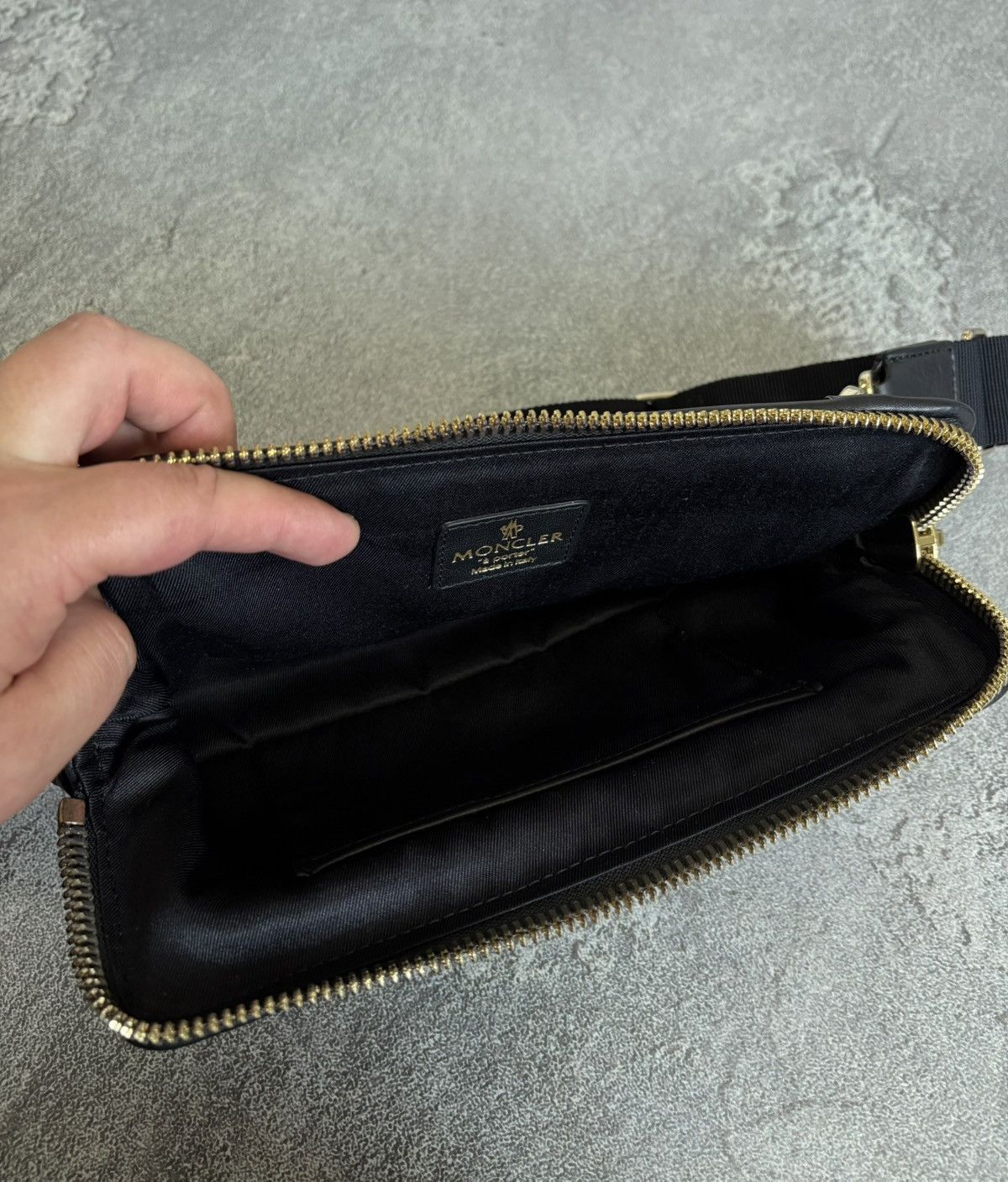 Moncler MONCLER Black Quilted Nylon ELIANNE Crossbody Shoulder Bag Size ONE SIZE - 17 Thumbnail