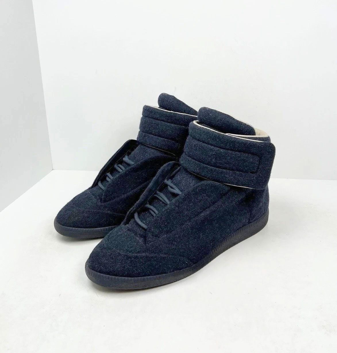 Maison Margiela Maison Margiela Future Navy Blue Wool 8 41 High Tops Size US 8 / EU 41 - 1 Thumbnail