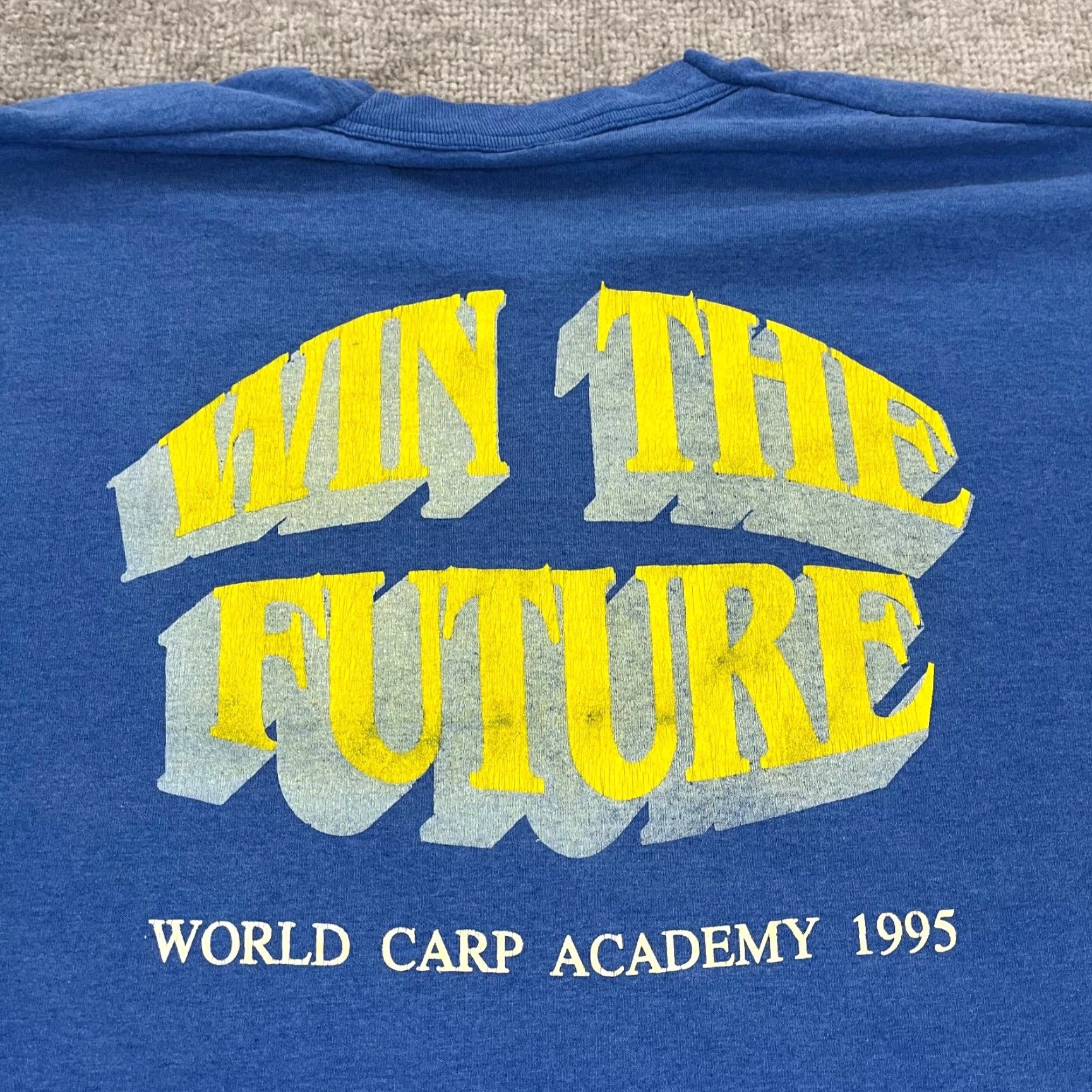 Fruit Of The Loom VINTAGE Fruit of the Loom Shirt Mens XL Blue World Carp Academy Graphic Tee USA 1995 90s Size US XL / EU 56 / 4 - 3 Thumbnail