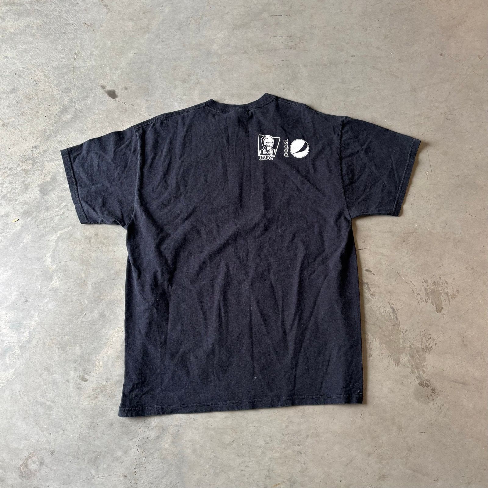 Vintage y2k kfc promo faded black t-shirt Size US XL / EU 56 / 4 - 3 Thumbnail