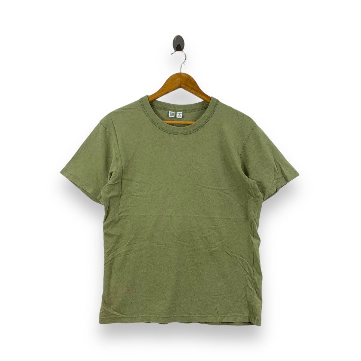 Uniqlo LEMAIRE x UNIQLO COLLECTION Plain Lime Green Tee Shirt Size US M / EU 48-50 / 2 - 1 Thumbnail