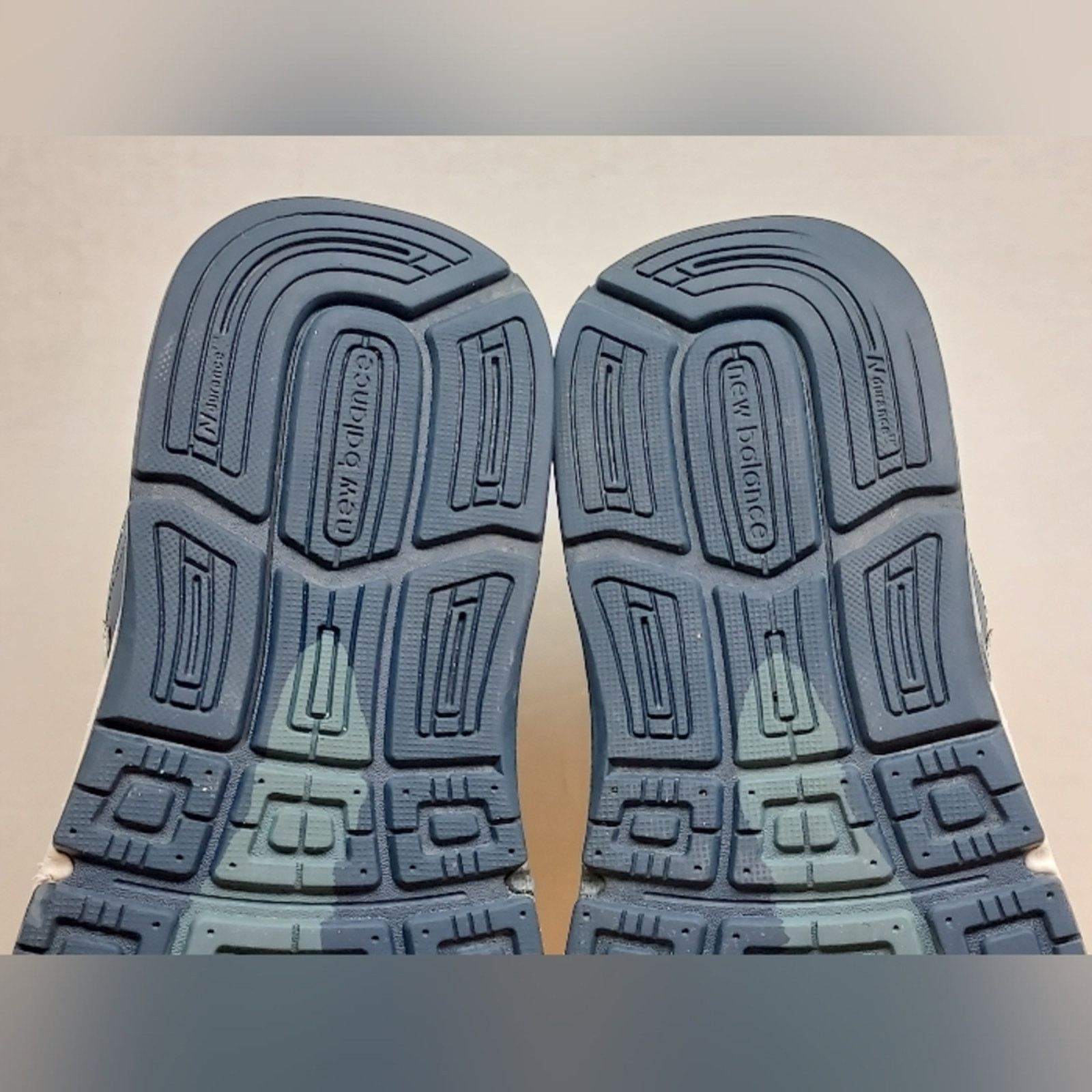 New Balance New Balance Womens | Navy | 1540 v3 Athletic Shoes Size 8 Size US 8 / IT 38 - 11 Thumbnail