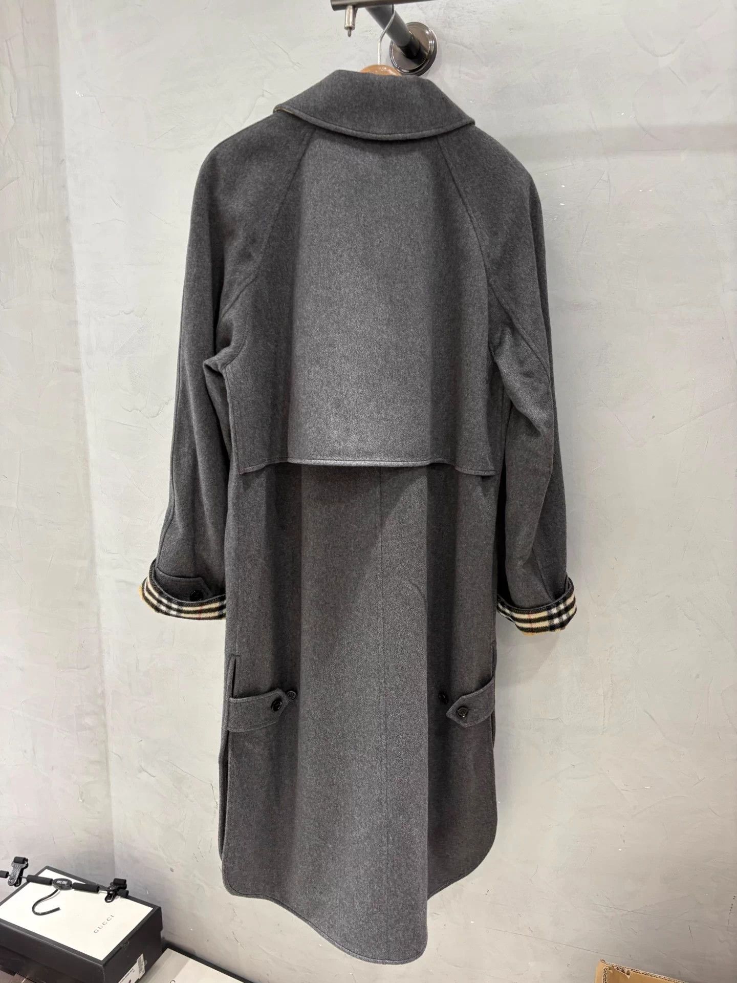 Burberry Burberry Gray Check Cashmere Mid-Length Coat 40 NOS Size M / US 6-8 / IT 42-44 - 4 Thumbnail