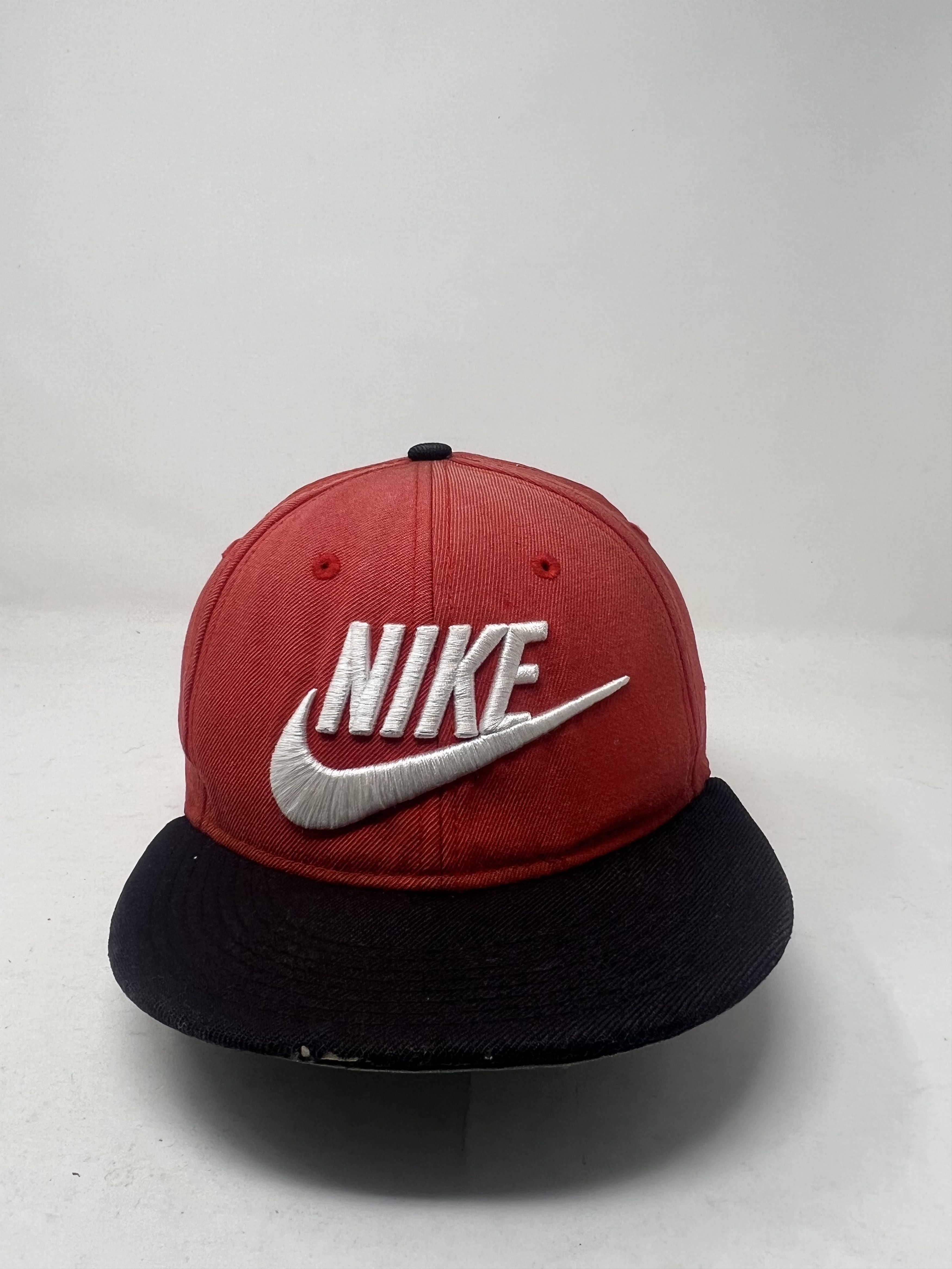 Nike Nike Swoosh Fade Snapback Hat Size ONE SIZE - 1 Thumbnail