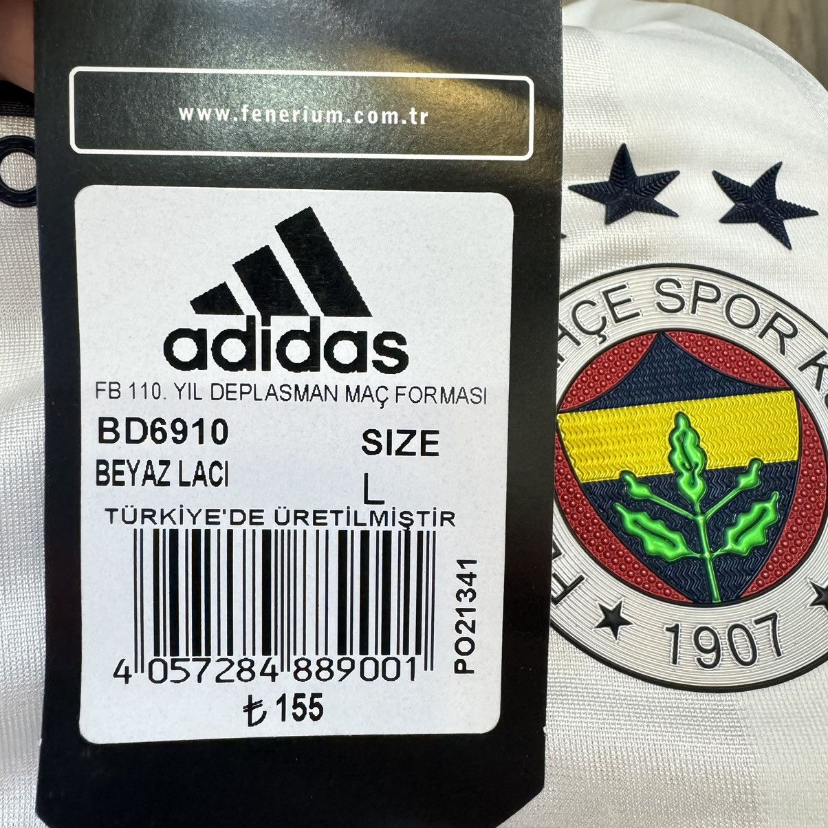 Adidas Fenerbahce 16/17 away shirt #10 V.Persie (bnwt) Size US L / EU 52-54 / 3 - 9 Thumbnail