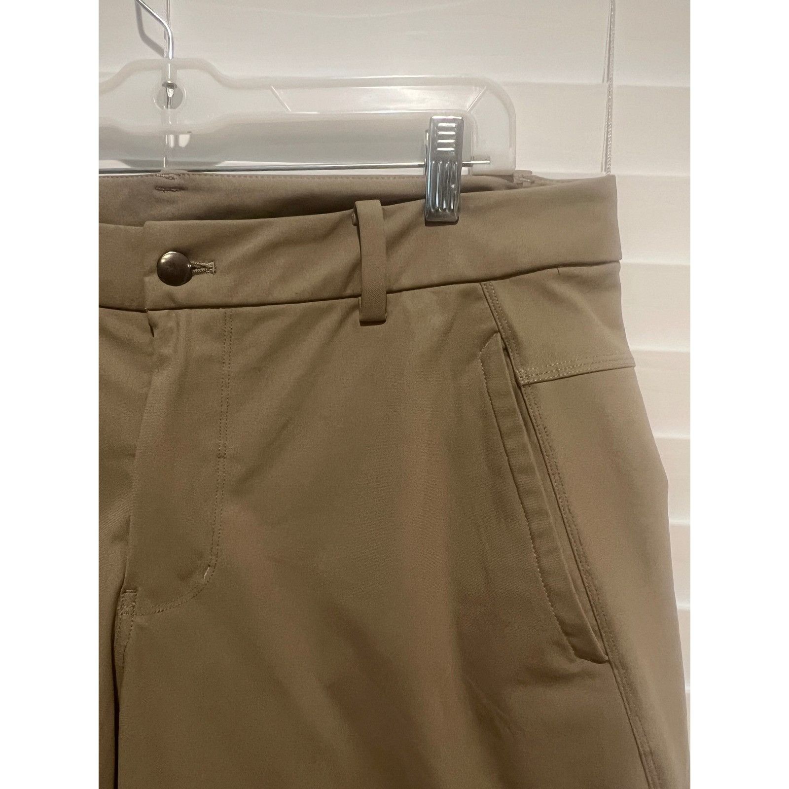 Lululemon Lululemon Mens Commission Golf Shorts Beige Casual Flat Fron Size US 36 / EU 52 - 2 Thumbnail