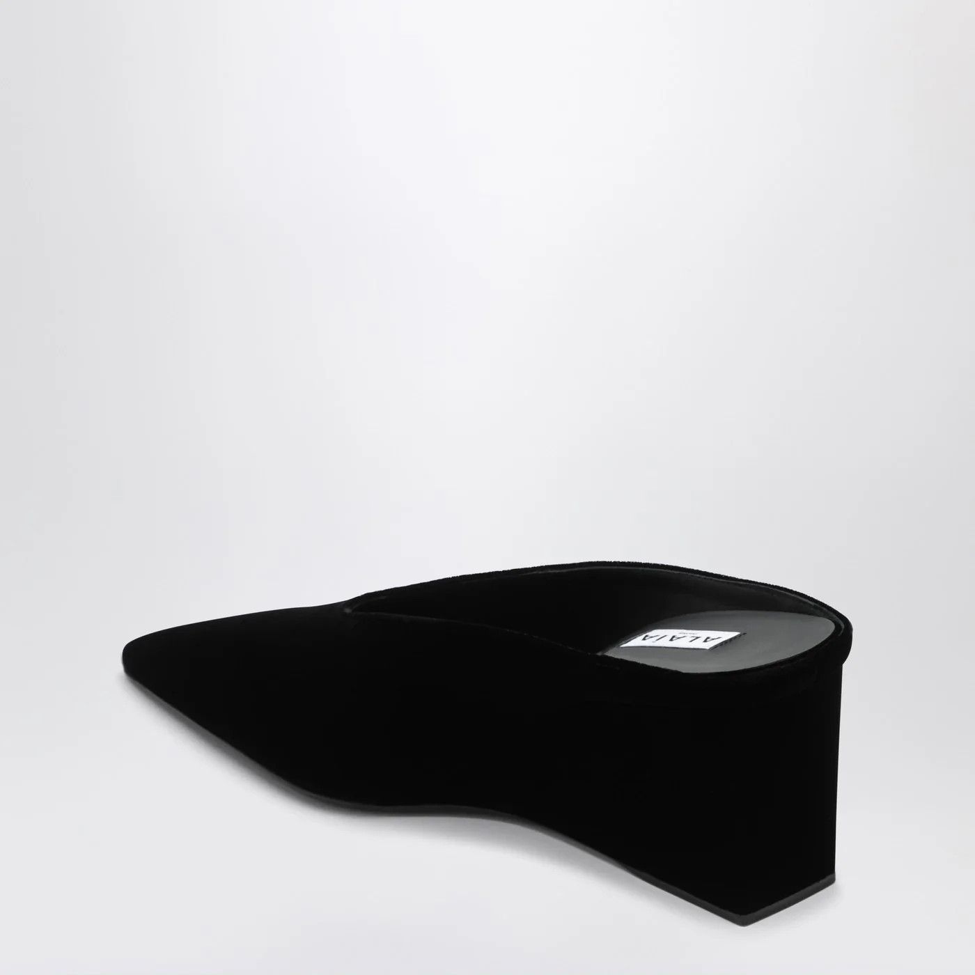 Alaia o1d2blof0426 Velvet Cube-Heeled Mules in Black Size US 11 / IT 41 - 4 Thumbnail