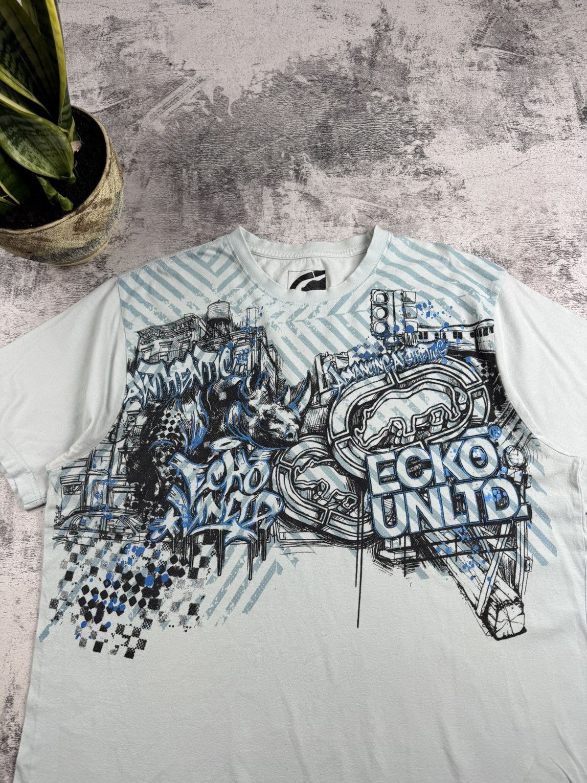 Ecko Unltd. Vintage Ecko Unltd Skate Rap USA Flag Hip Hop Rap Blue Skull Y2K T Shirt Tee Size US XL / EU 56 / 4 - 5 Thumbnail
