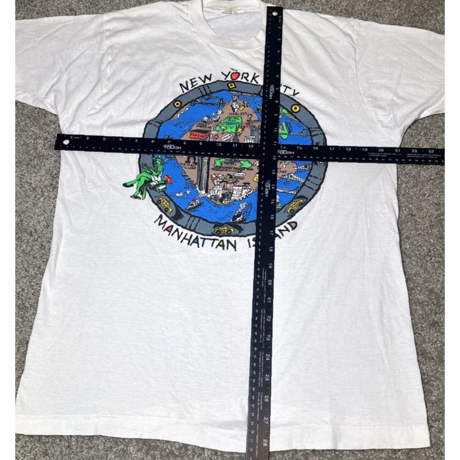 Vintage VINTAGE Screen Stars T-Shirt Manhattan Island NYC 80s White XL Unisex Adults Mens Womens tourists Size US XL / EU 56 / 4 - 5 Thumbnail