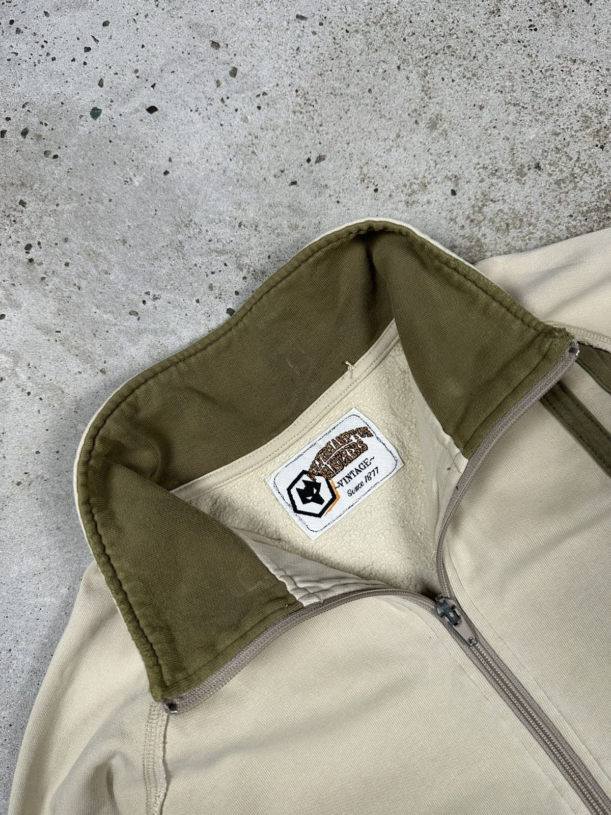 Vintage Vintage Y2K Wolverhampton Wanderers Full Zip Sweatshirt Size US S / EU 44-46 / 1 - 8 Thumbnail