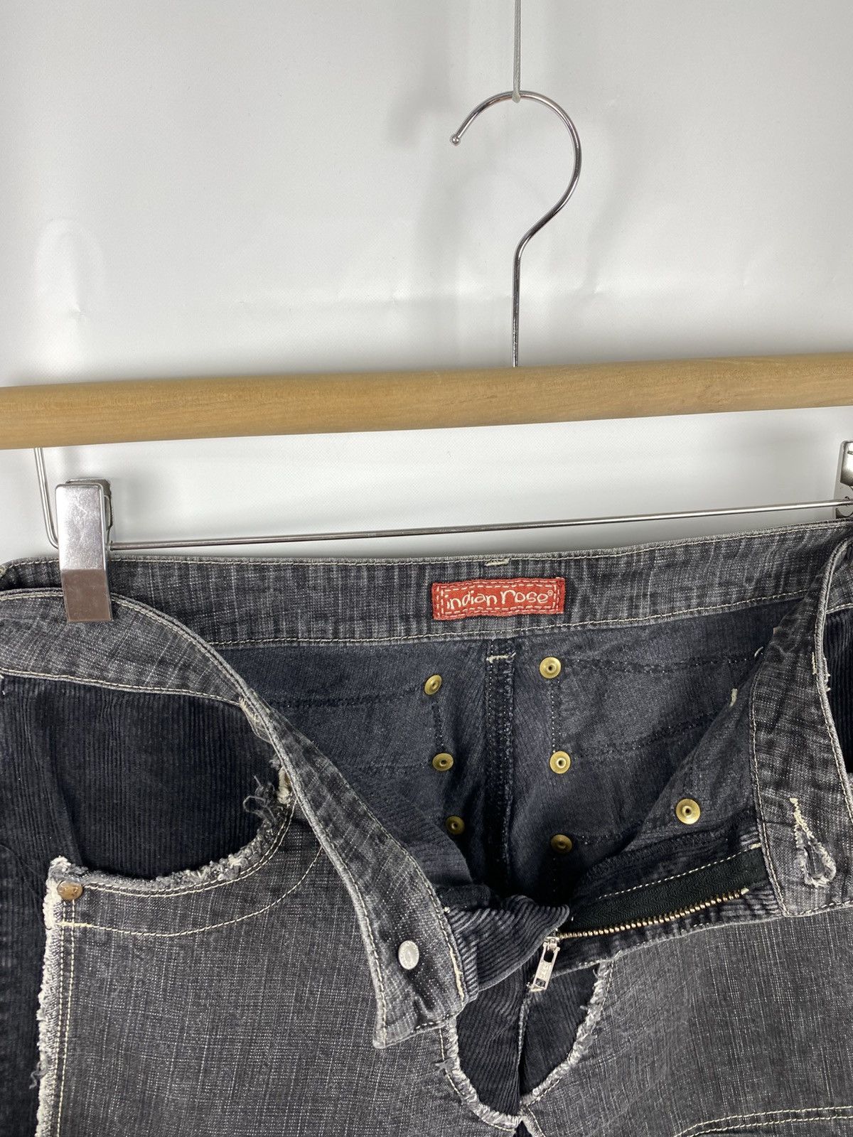 Other Indian Rose Low Rise Corduroy Opium Jeans Flared Italy Size US 30 / EU 46 - 13 Thumbnail