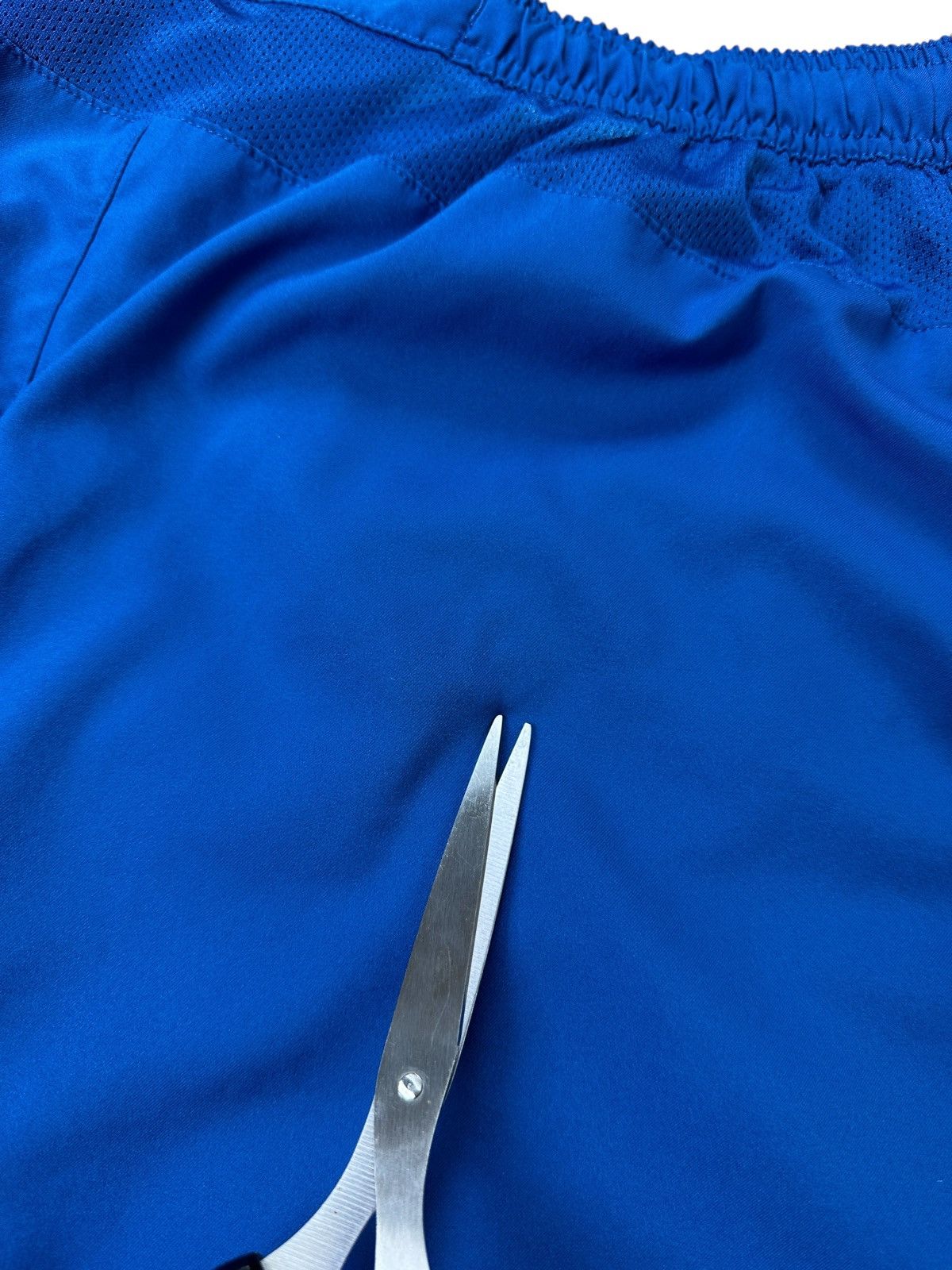 Nike × Vintage Vintage Y2K Nike Dri-Fit Barcelona F.C. Soccer Blue Shorts Size US 36 / EU 52 - 17 Thumbnail