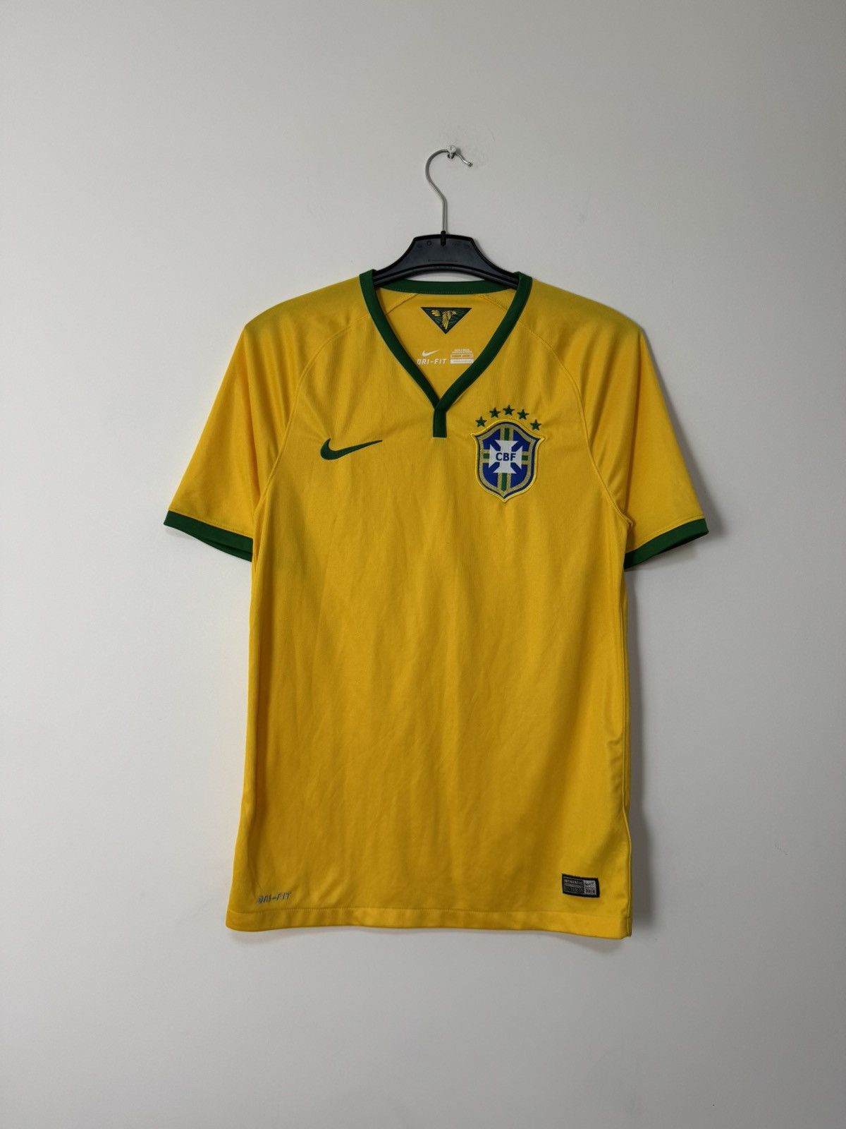 Nike Nike Brazil National Team 2014 Football Soccer Jersey Yellow Size US S / EU 44-46 / 1 - 1 Thumbnail