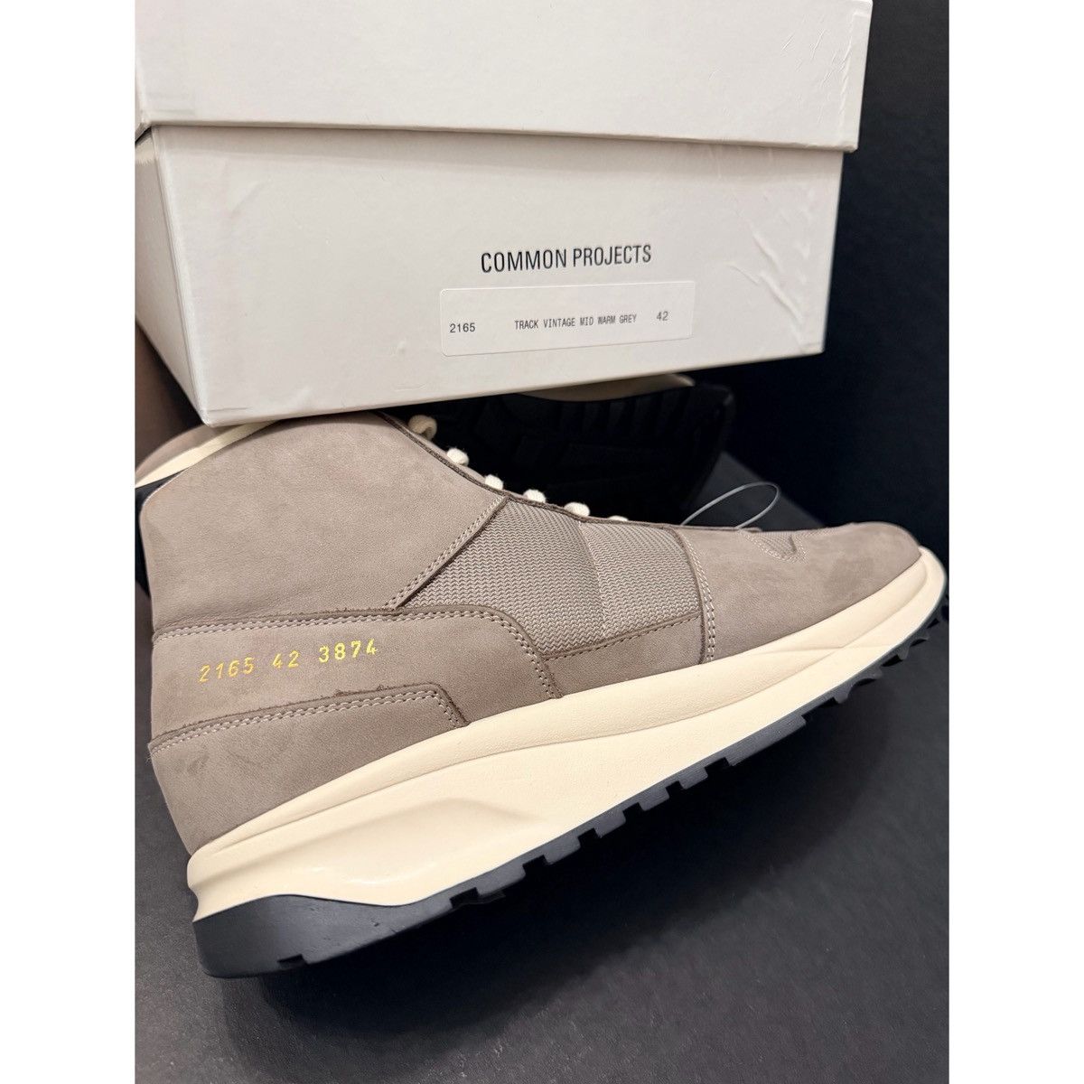 Common Projects COMMON PROJECTS TRACK VINTAGE MID WARM GREY Size US 9 / EU 42 - 21 Thumbnail