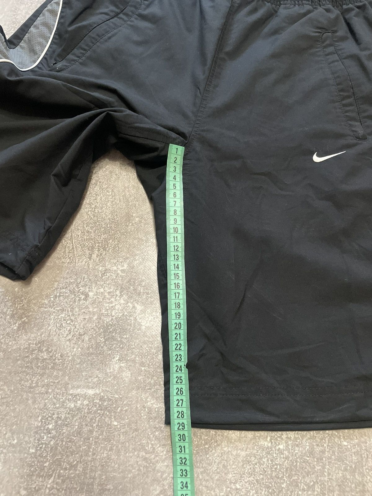 Nike × Vintage Vintage Nike Black Nylon Parachute Shorts Y2K Size M Size US 32 / EU 48 - 20 Thumbnail