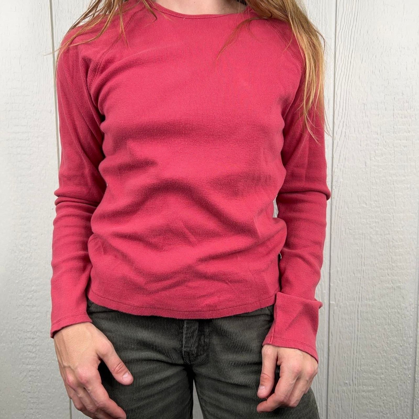 American Eagle Outfitters Y2K American Eagle Outfitters Red Long Sleeve Tee Large Size L / US 10 / IT 46 - 1 Thumbnail