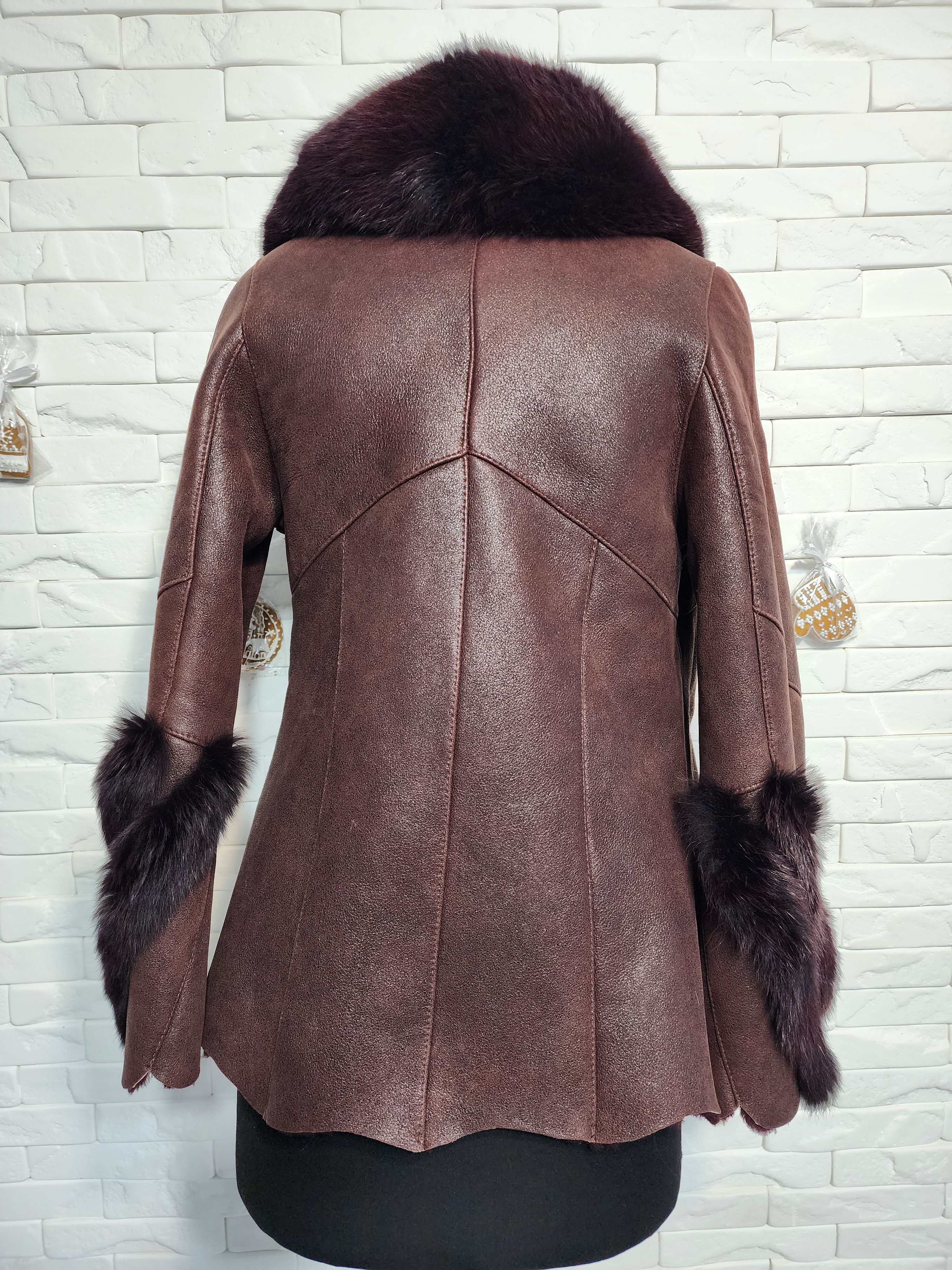 Furla Women's Brown Sheepskin Coat: Genuine Fur Collar Size M / US 6-8 / IT 42-44 - 2 Thumbnail