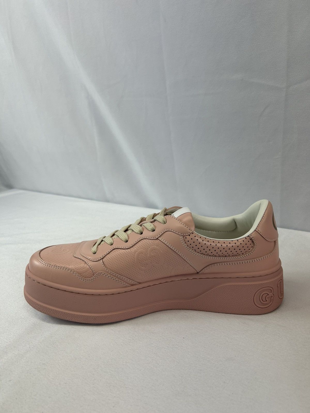 Gucci Gucci GG Embossed Leather Sneakers Size US 11 / IT 41 - 3 Thumbnail