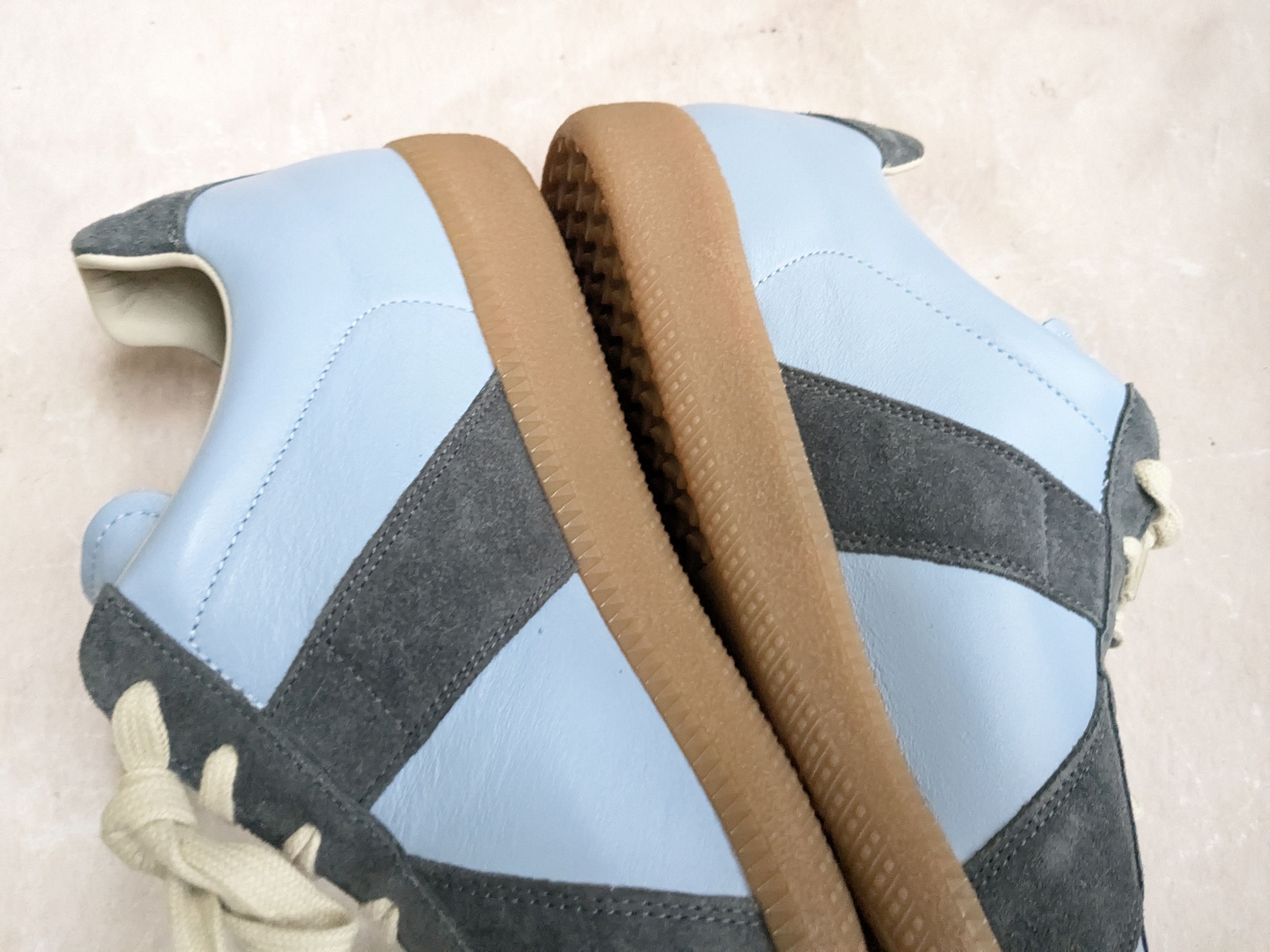 Maison Margiela Maison Margiela Replica GAT White Blue 11 44 Low Tops Size US 11 / EU 44 - 11 Thumbnail